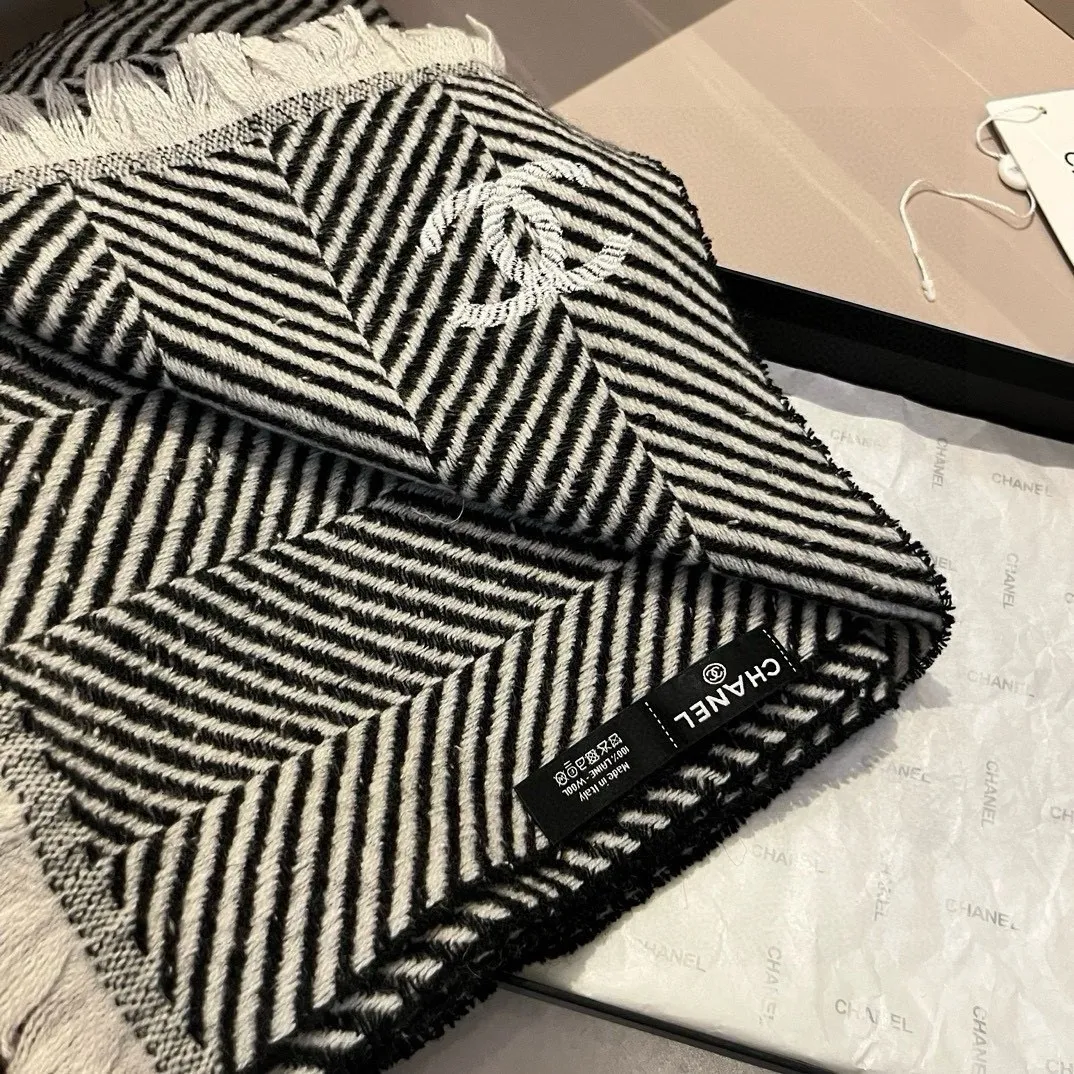 【CHANEL  シャネル 】スカーフ35*180CM  241209