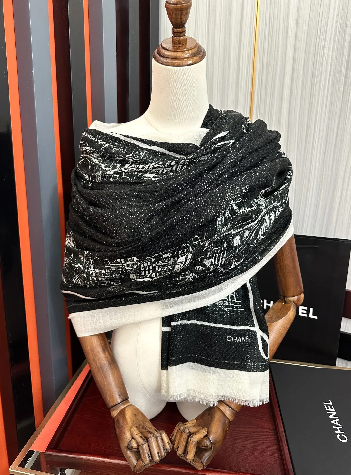 【CHANEL  シャネル 】スカーフ100*200CM  241209