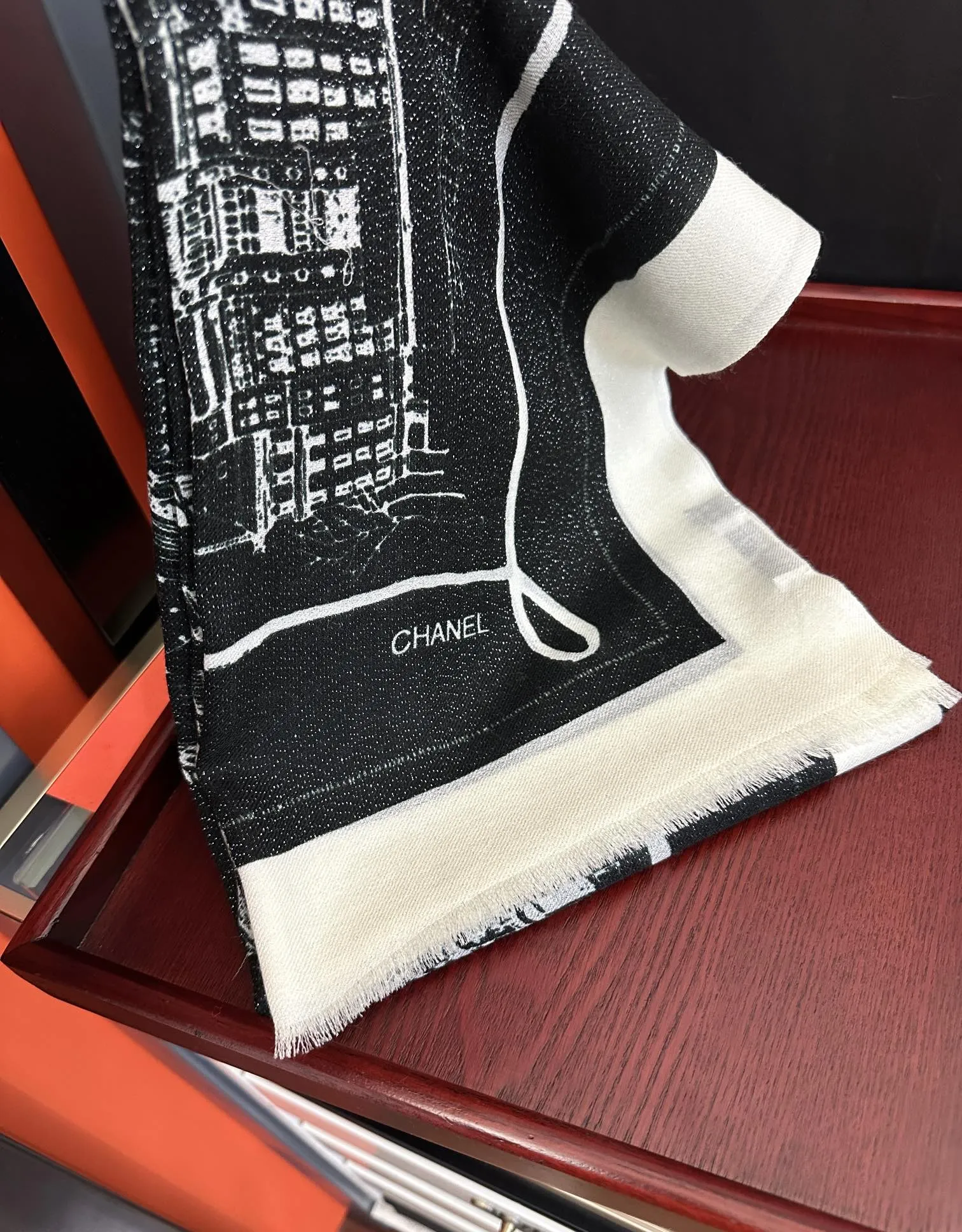 【CHANEL  シャネル 】スカーフ100*200CM  241209