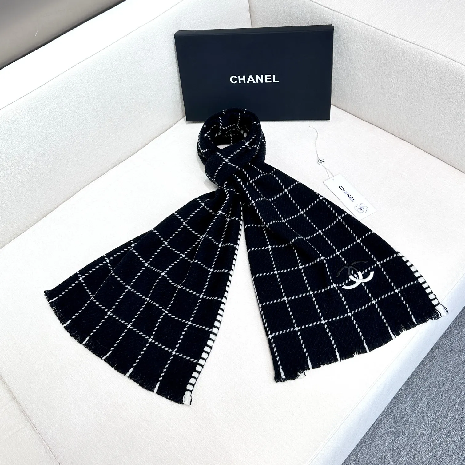【CHANEL  シャネル 】スカーフ38*185CM 241107