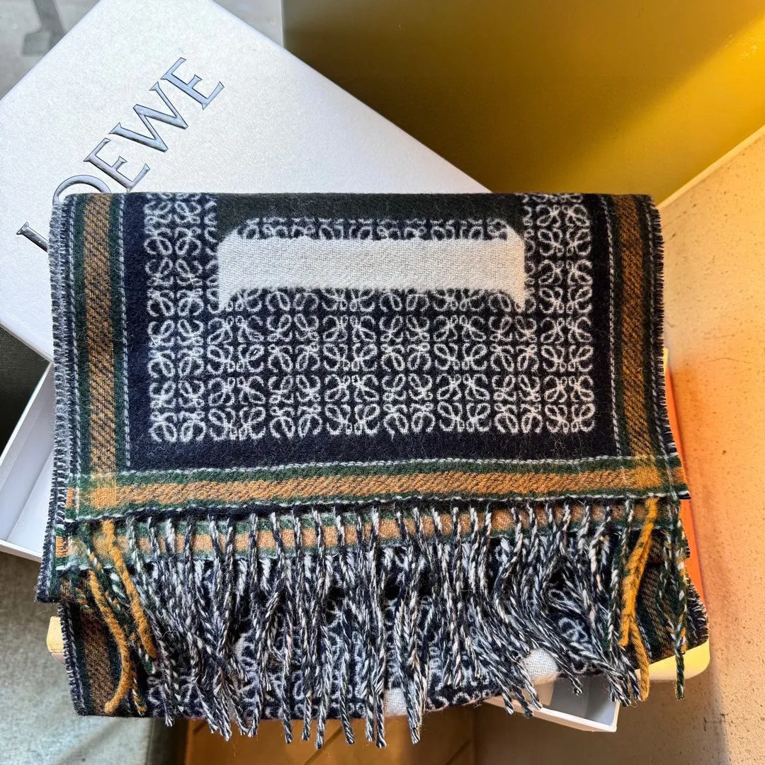 【LOEWE ロエベ】スカーフ 30*180CM   241207