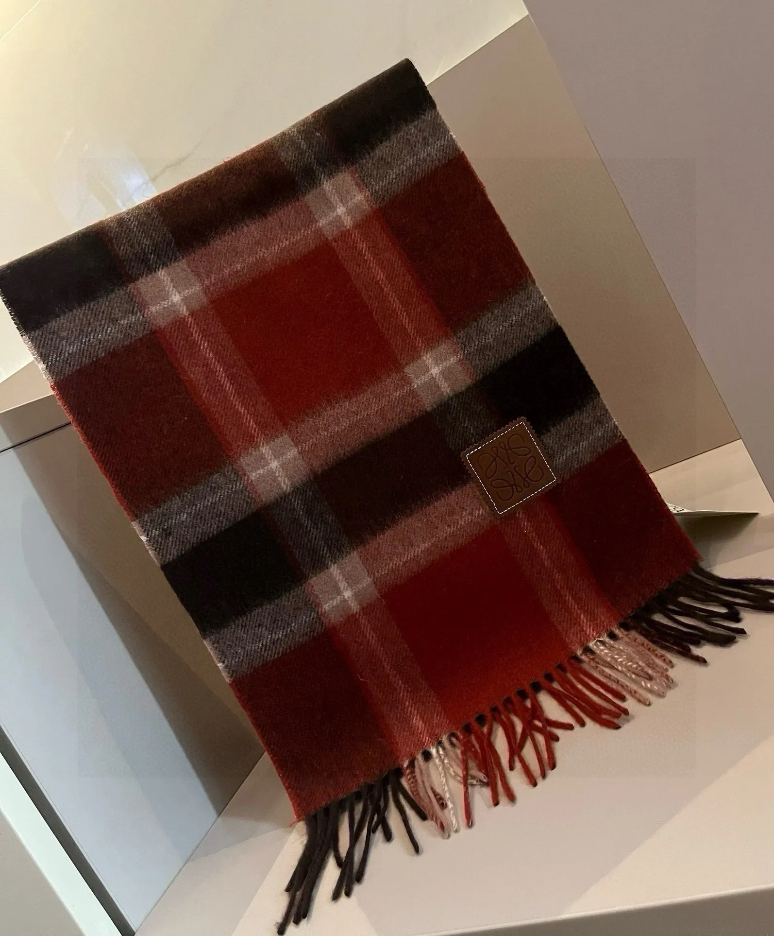 【LOEWE ロエベ】スカーフ 30*180CM   241207