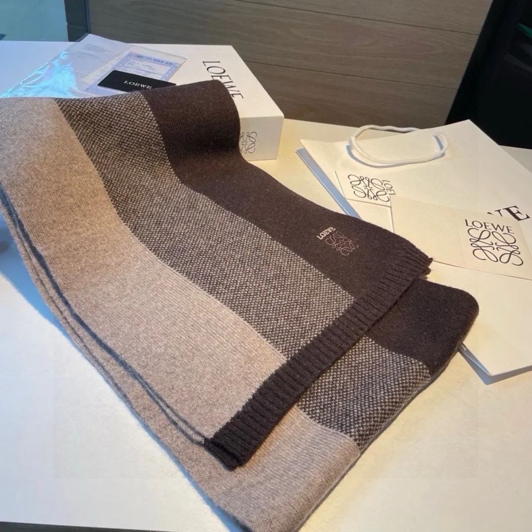 【LOEWE ロエベ】スカーフ 30*190CM   241109