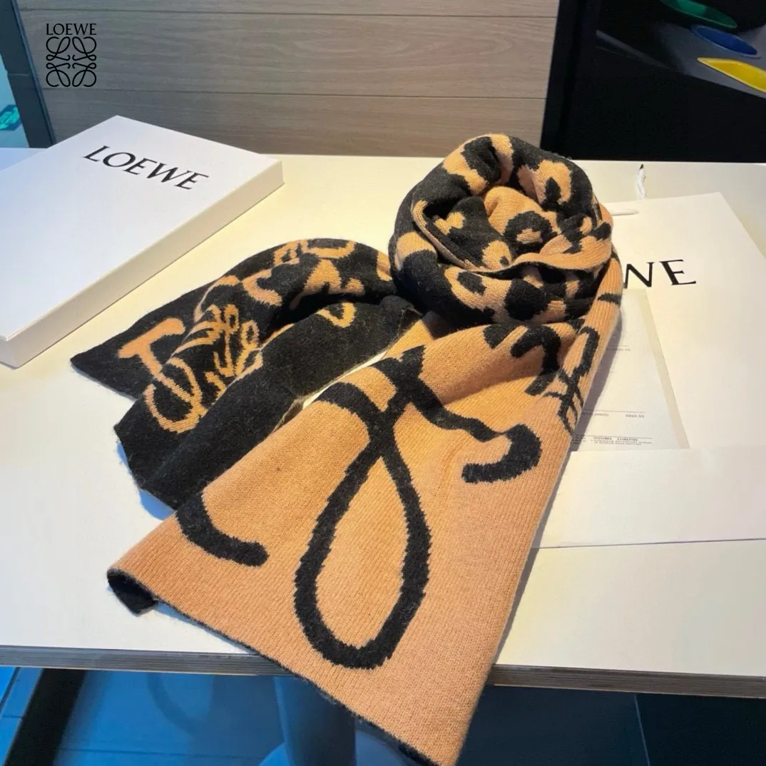 【LOEWE ロエベ】スカーフ 30*190CM   241109