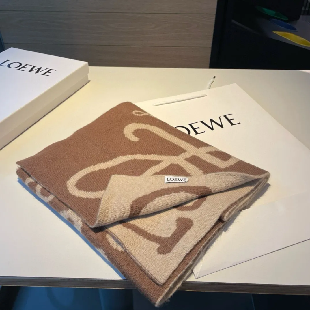 【LOEWE ロエベ】スカーフ 30*190CM   241109