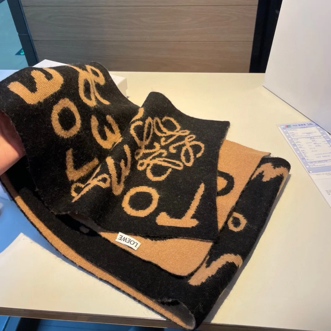 【LOEWE ロエベ】スカーフ 30*190CM   241109