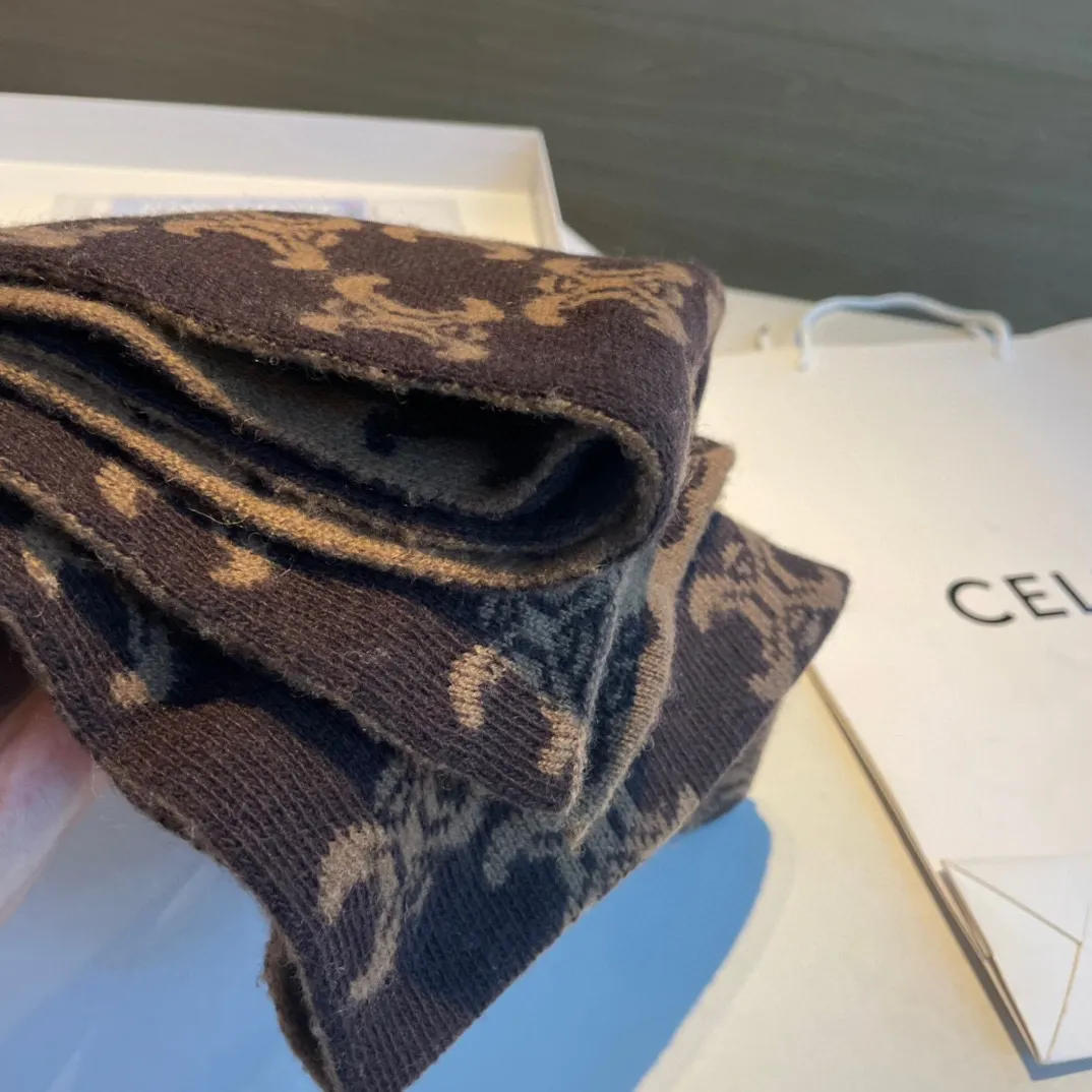 【CELINE セリーヌ】スカーフ  30*180CM    241108