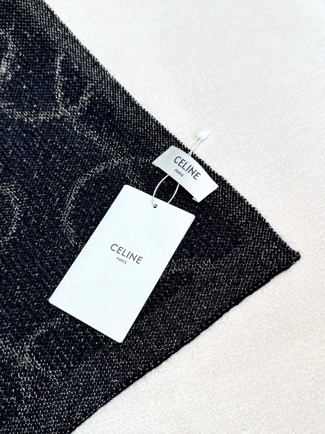 【CELINE セリーヌ】スカーフ  62*195CM  241108