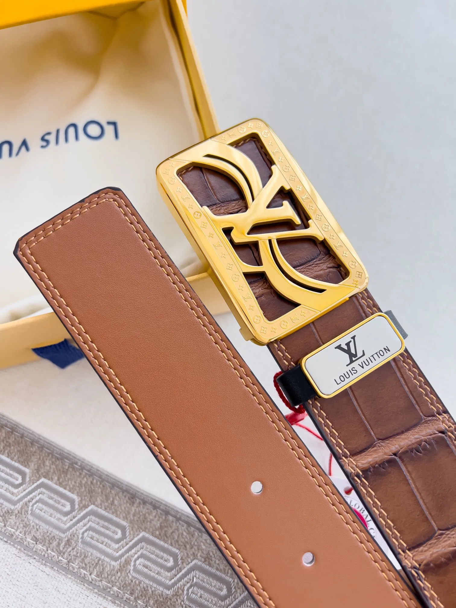 LV【LOUIS VUITTON】(ルイヴィトン) 3.8cmベルト メンズ  240903