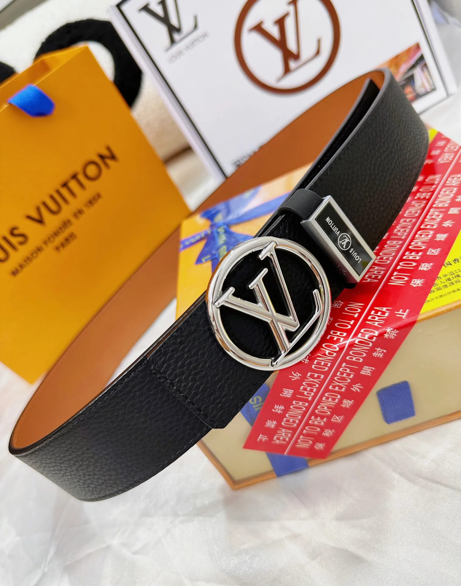 【LOUIS VUITTON】(ルイヴィトン) 3.8cmベルト メンズ