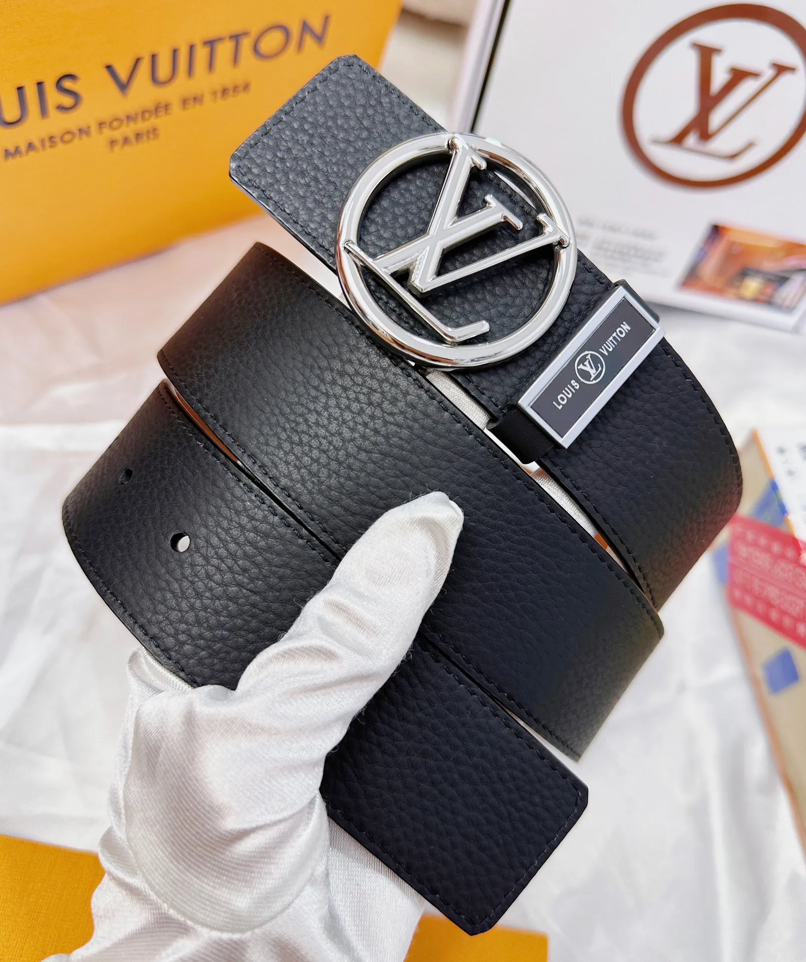 【LOUIS VUITTON】(ルイヴィトン) 3.8cmベルト メンズ