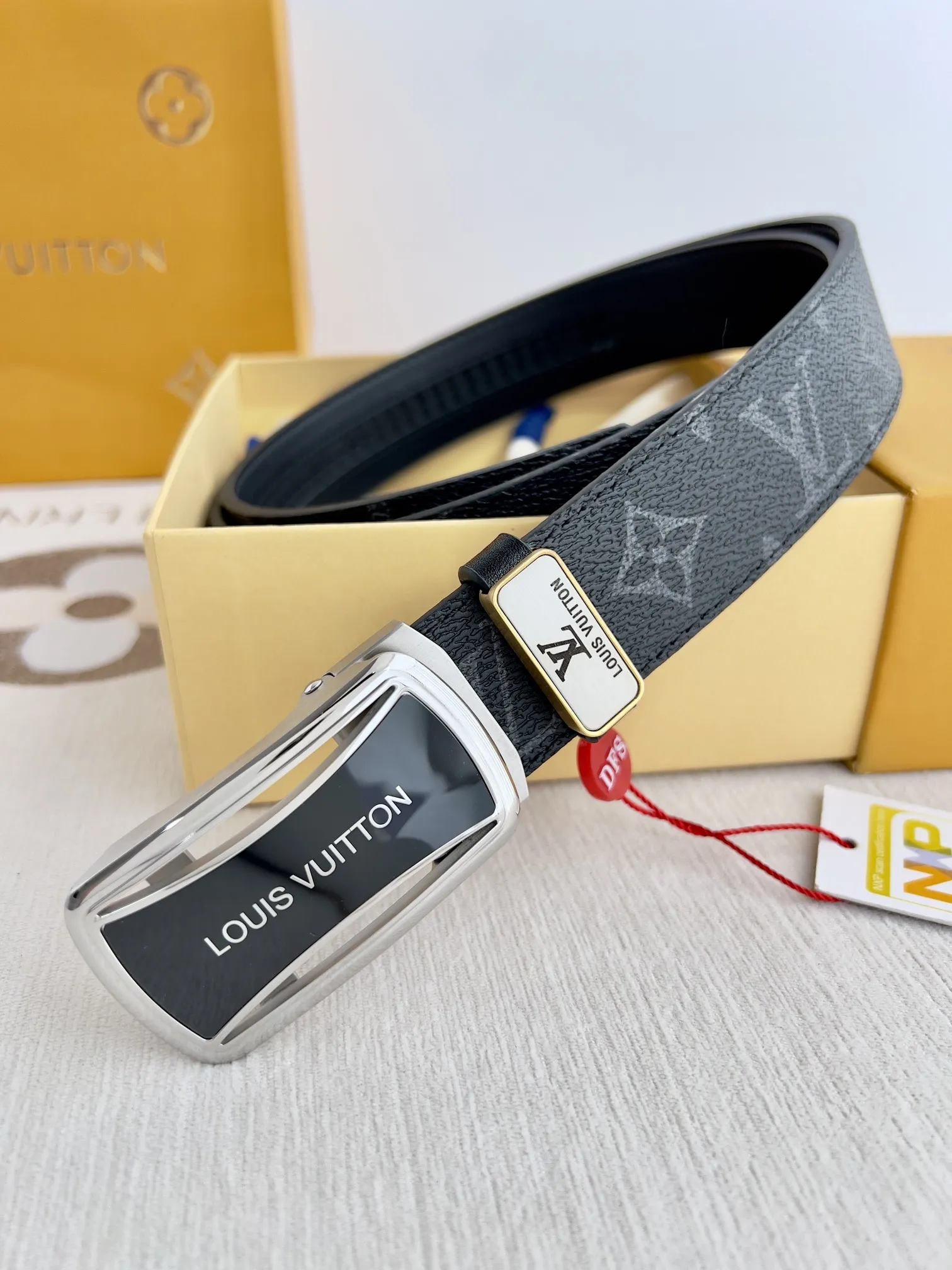 【LOUIS VUITTON】(ルイヴィトン) 3.5cmベルト メンズ