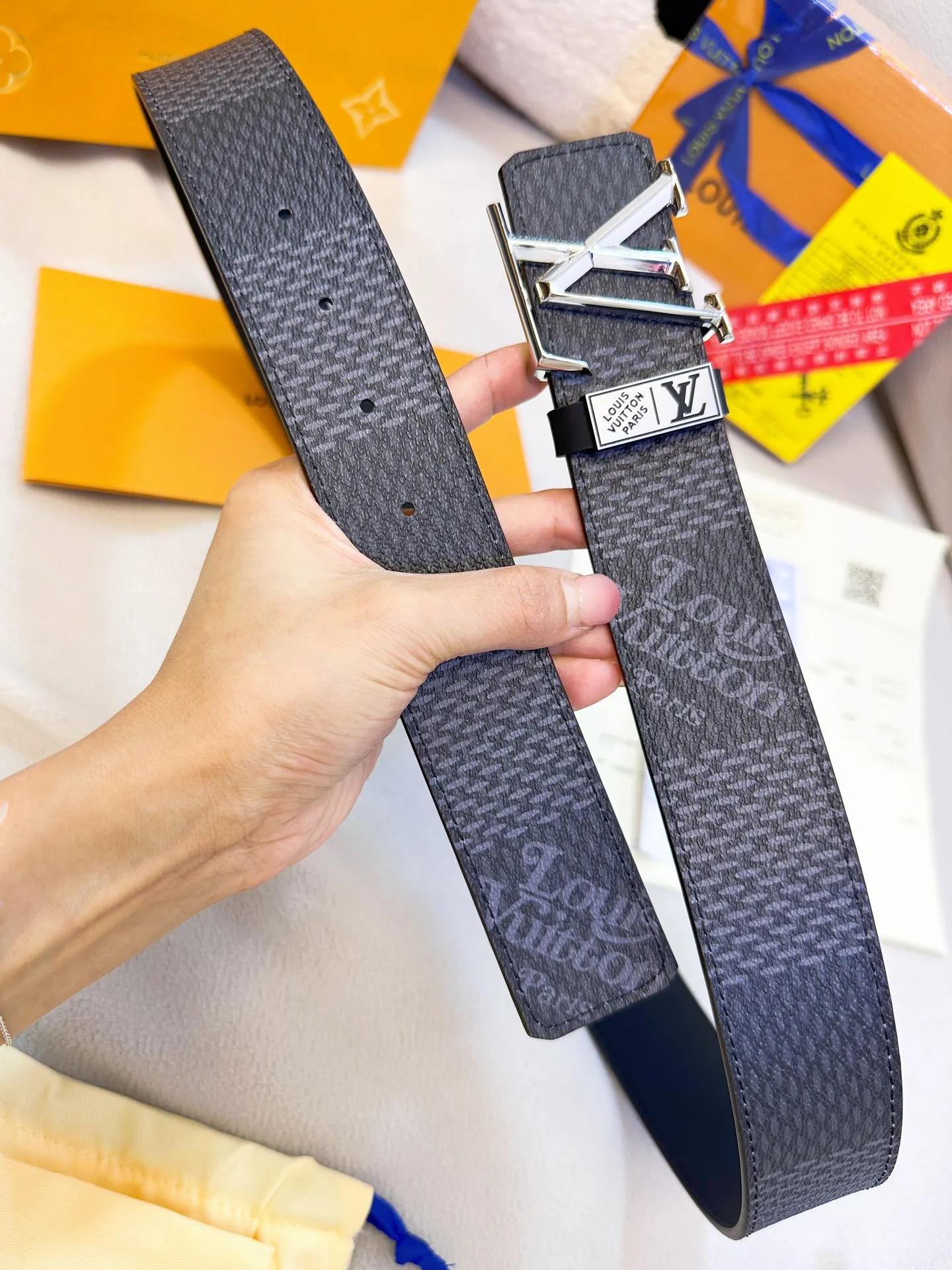 【LOUIS VUITTON】(ルイヴィトン) 3.8cmベルト メンズ