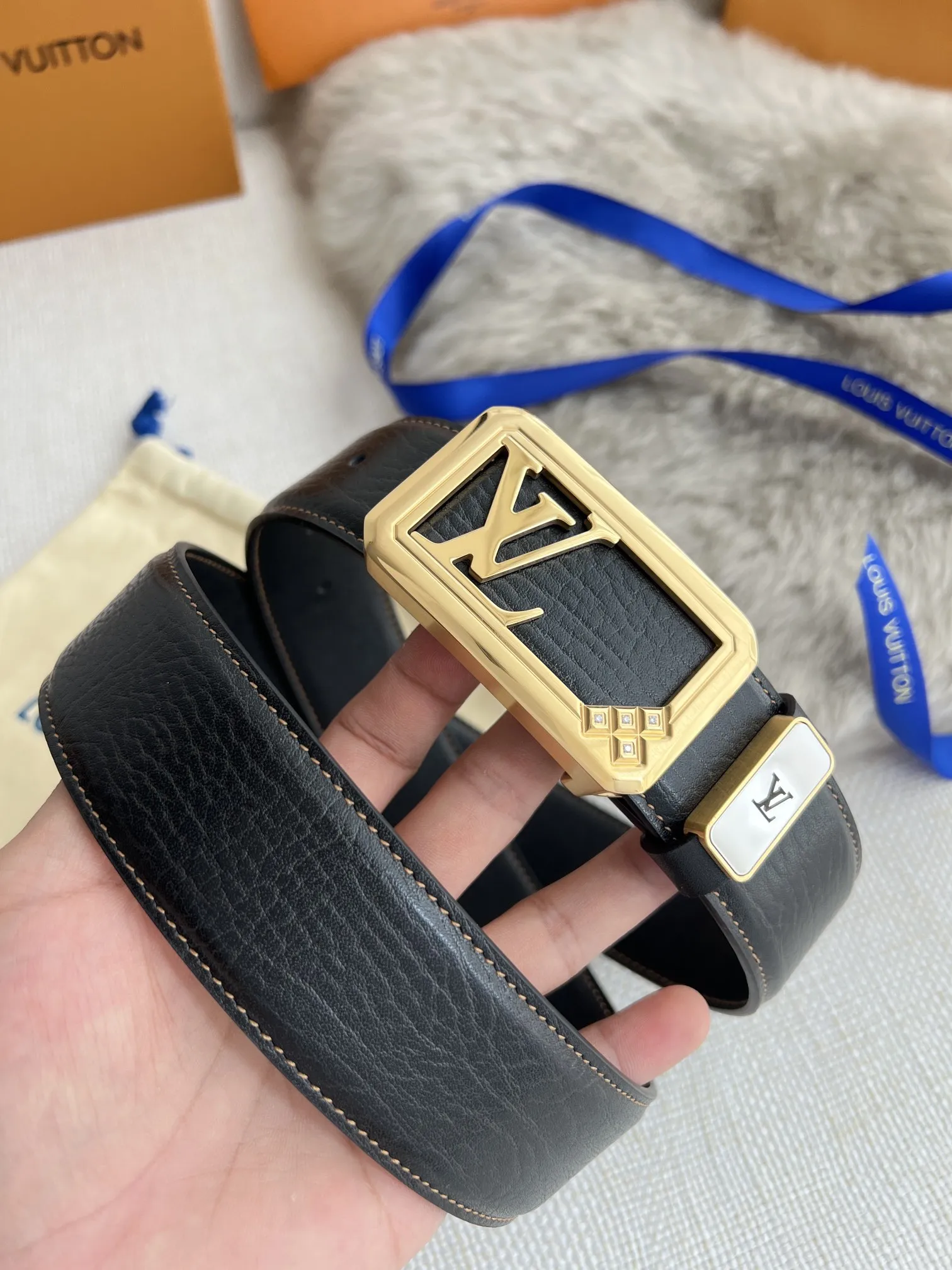 【LOUIS VUITTON】(ルイヴィトン) 3.8cmベルト メンズ