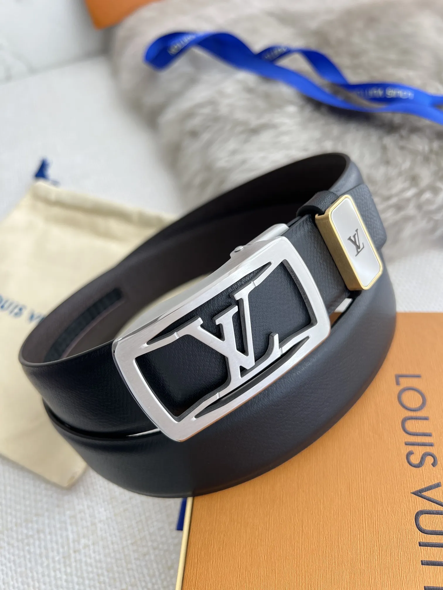 【LOUIS VUITTON】(ルイヴィトン) 3.5cmベルト メンズ
