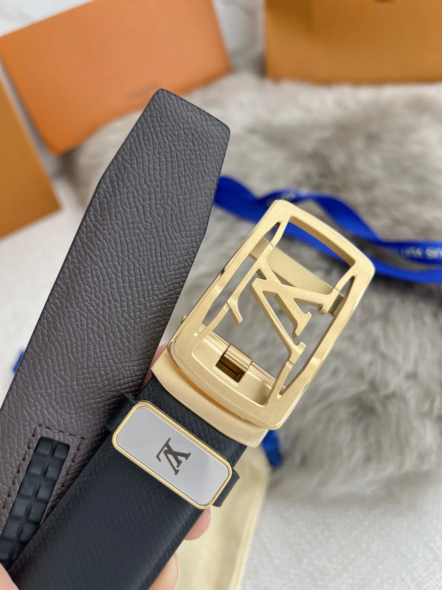 【LOUIS VUITTON】(ルイヴィトン) 3.5cmベルト メンズ