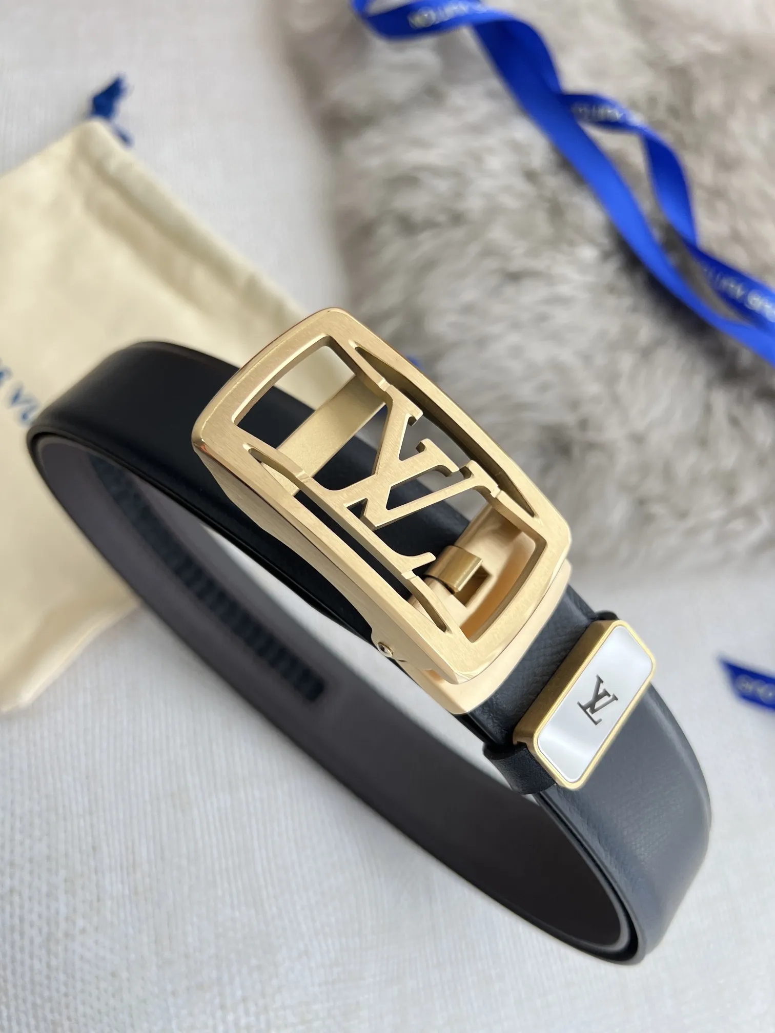 【LOUIS VUITTON】(ルイヴィトン) 3.5cmベルト メンズ
