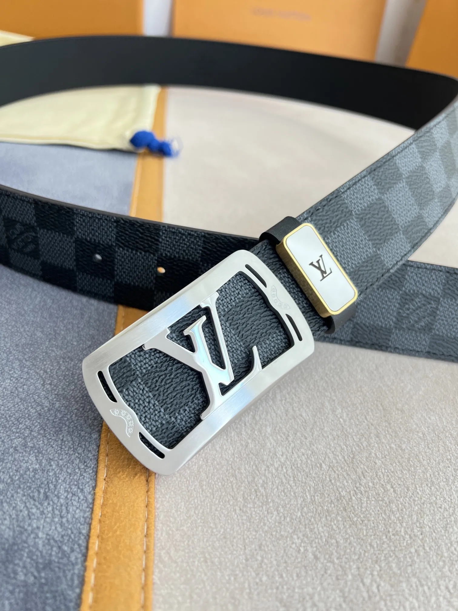 【LOUIS VUITTON】(ルイヴィトン) 3.8cm   ベルト メンズ