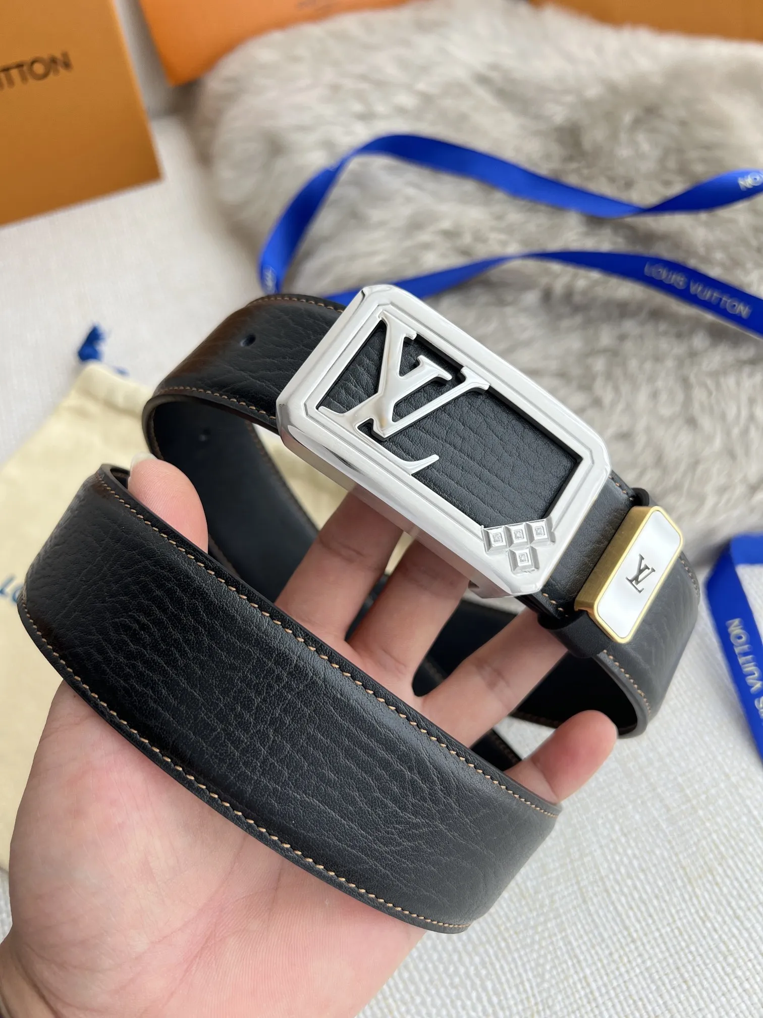 【LOUIS VUITTON】(ルイヴィトン) 3.8cm   ベルト メンズ