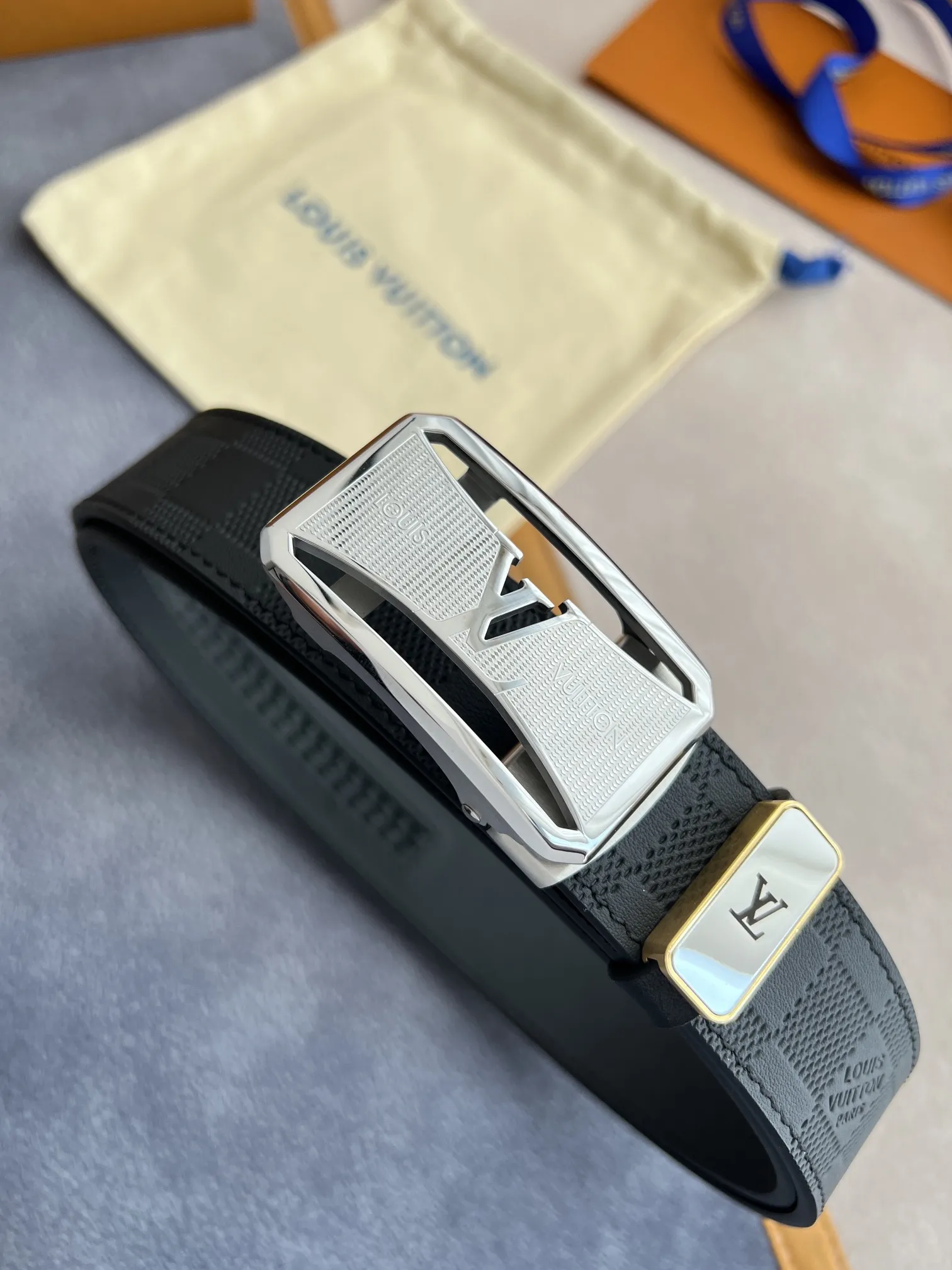【 LOUIS VUITTON】(ルイヴィトン) 3.5cmベルト メンズ