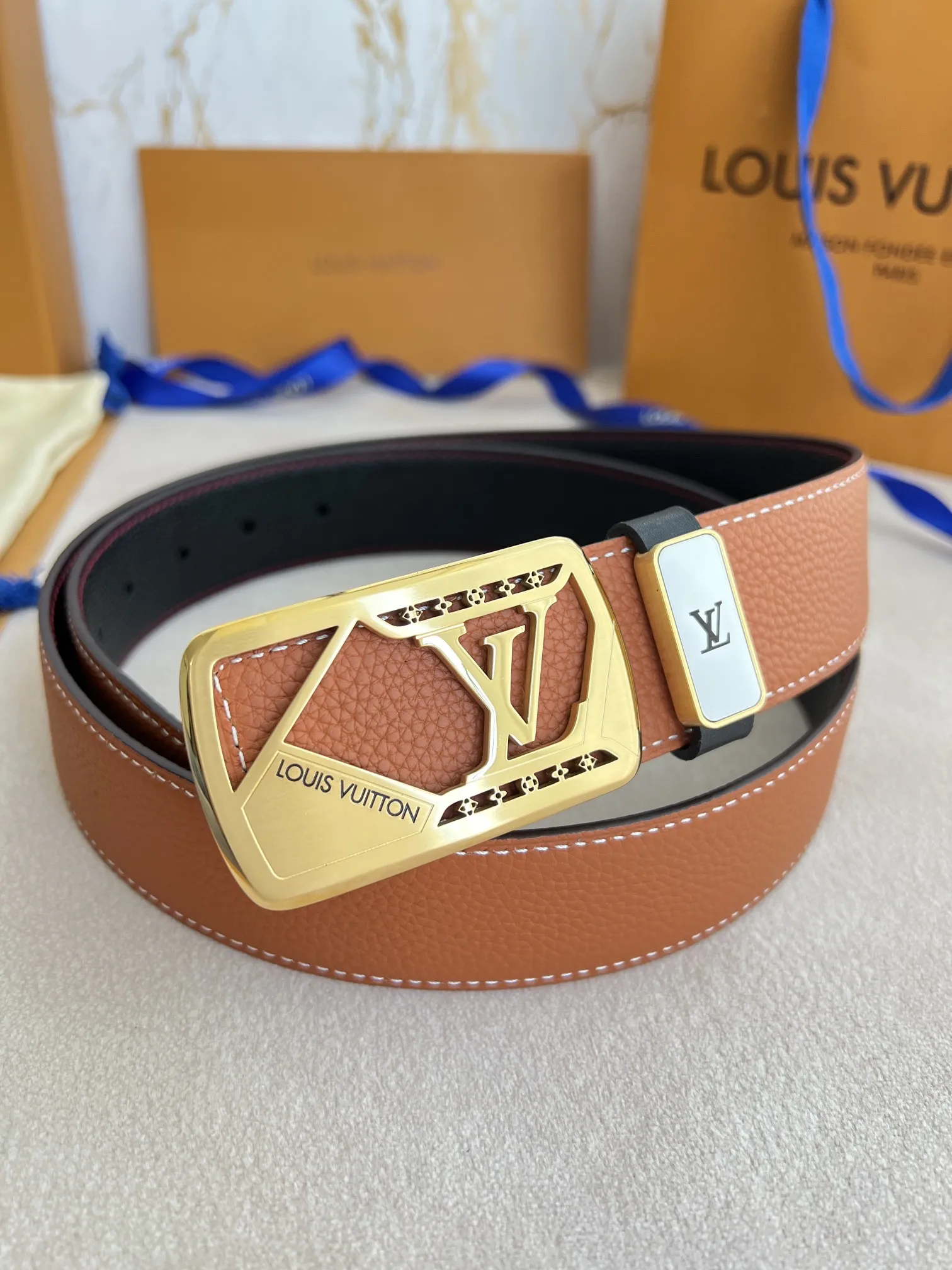 【 LOUIS VUITTON】(ルイヴィトン) 3.8cmベルト メンズ