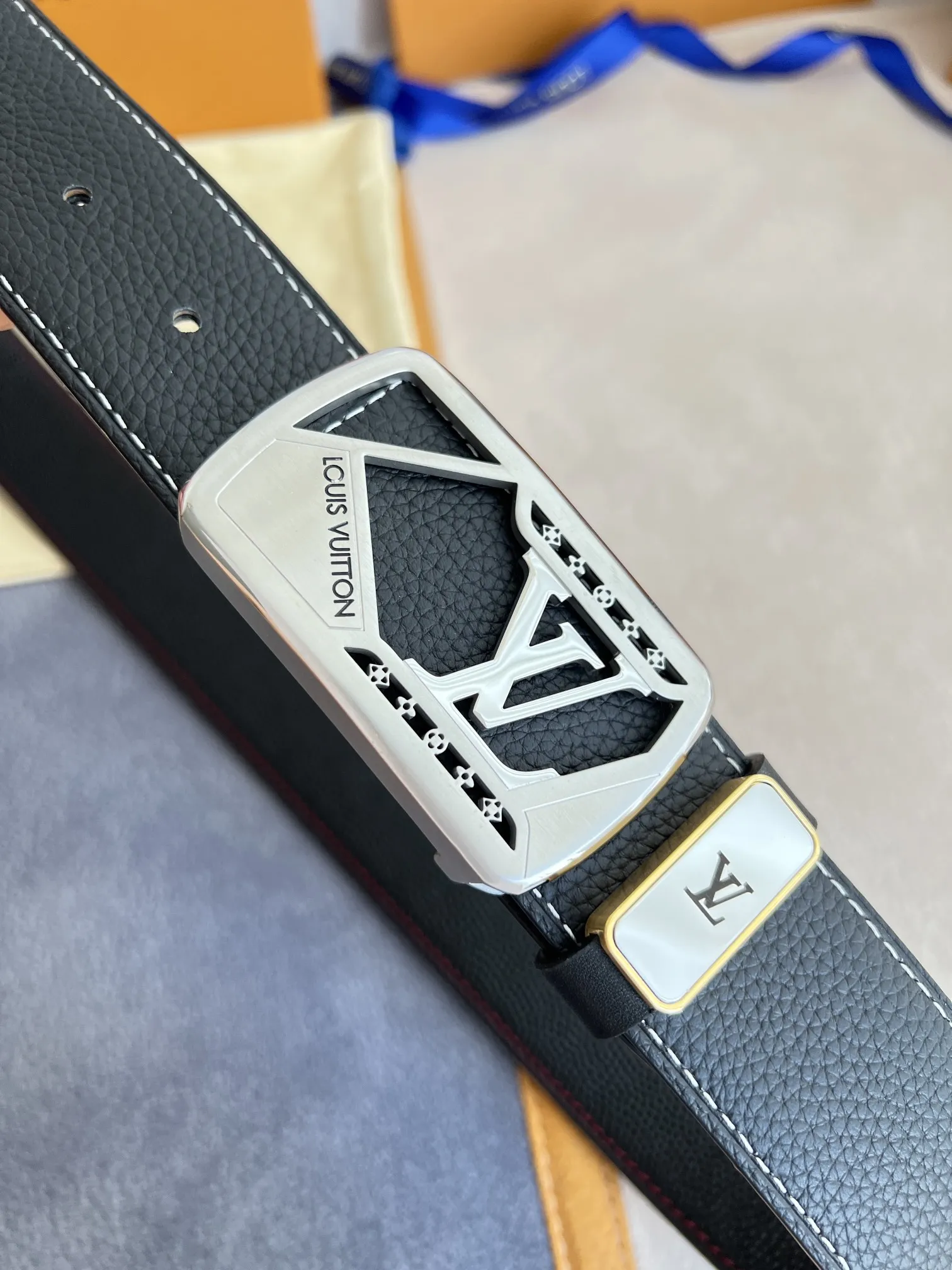 【 LOUIS VUITTON】(ルイヴィトン) 3.8cmベルト メンズ