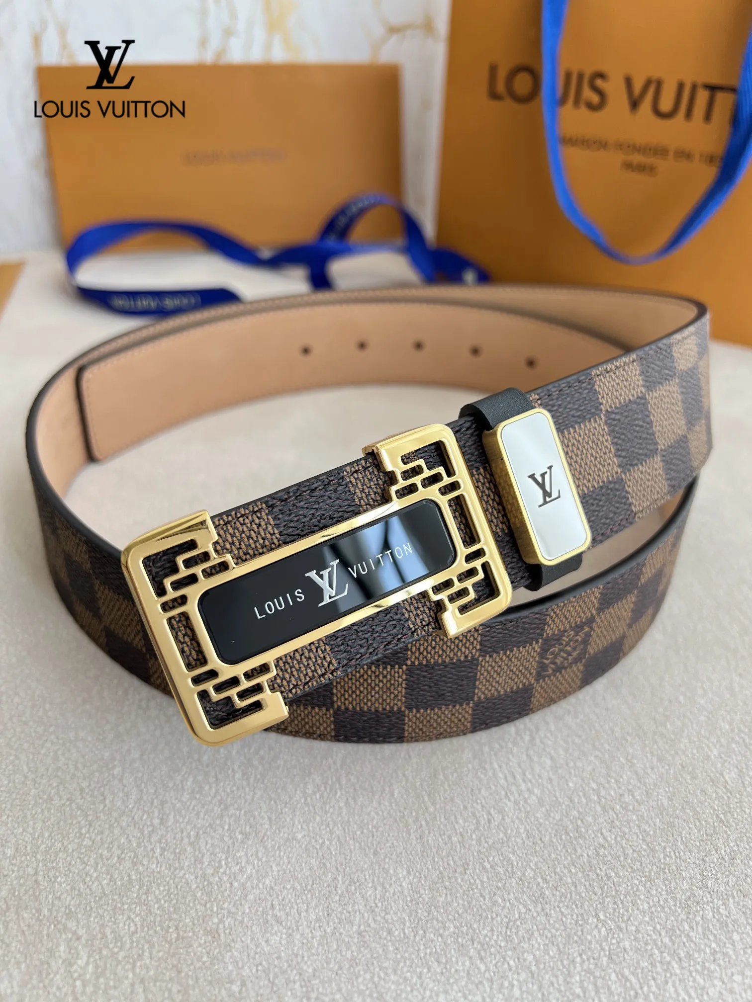 【 LOUIS VUITTON】(ルイヴィトン) 3.8cmベルト メンズ