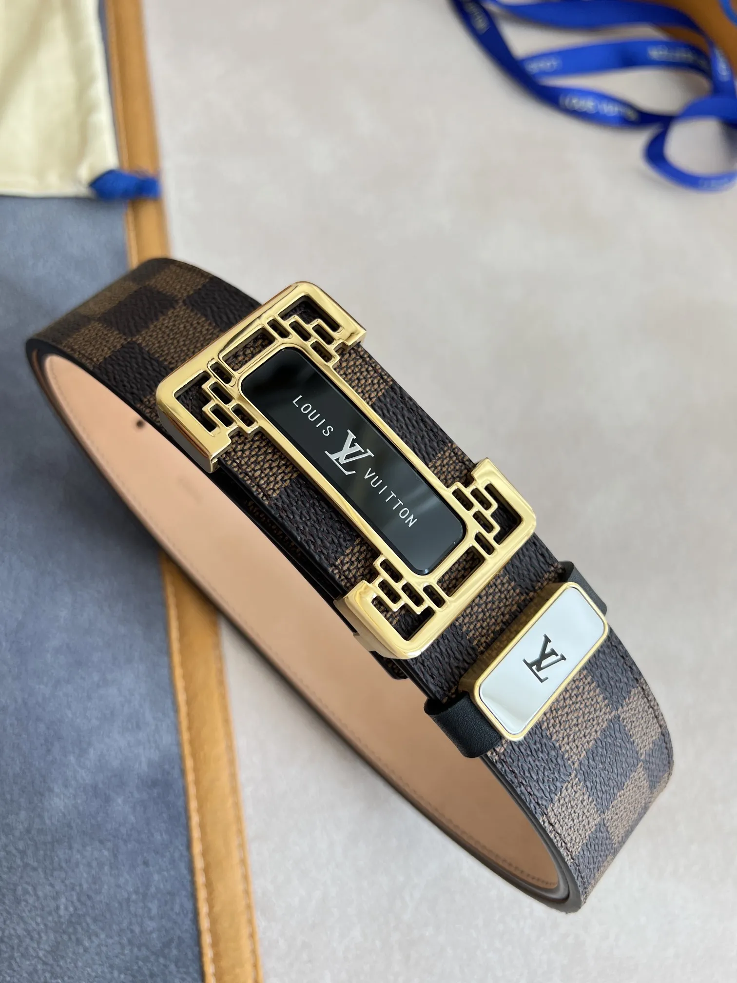 【 LOUIS VUITTON】(ルイヴィトン) 3.8cmベルト メンズ
