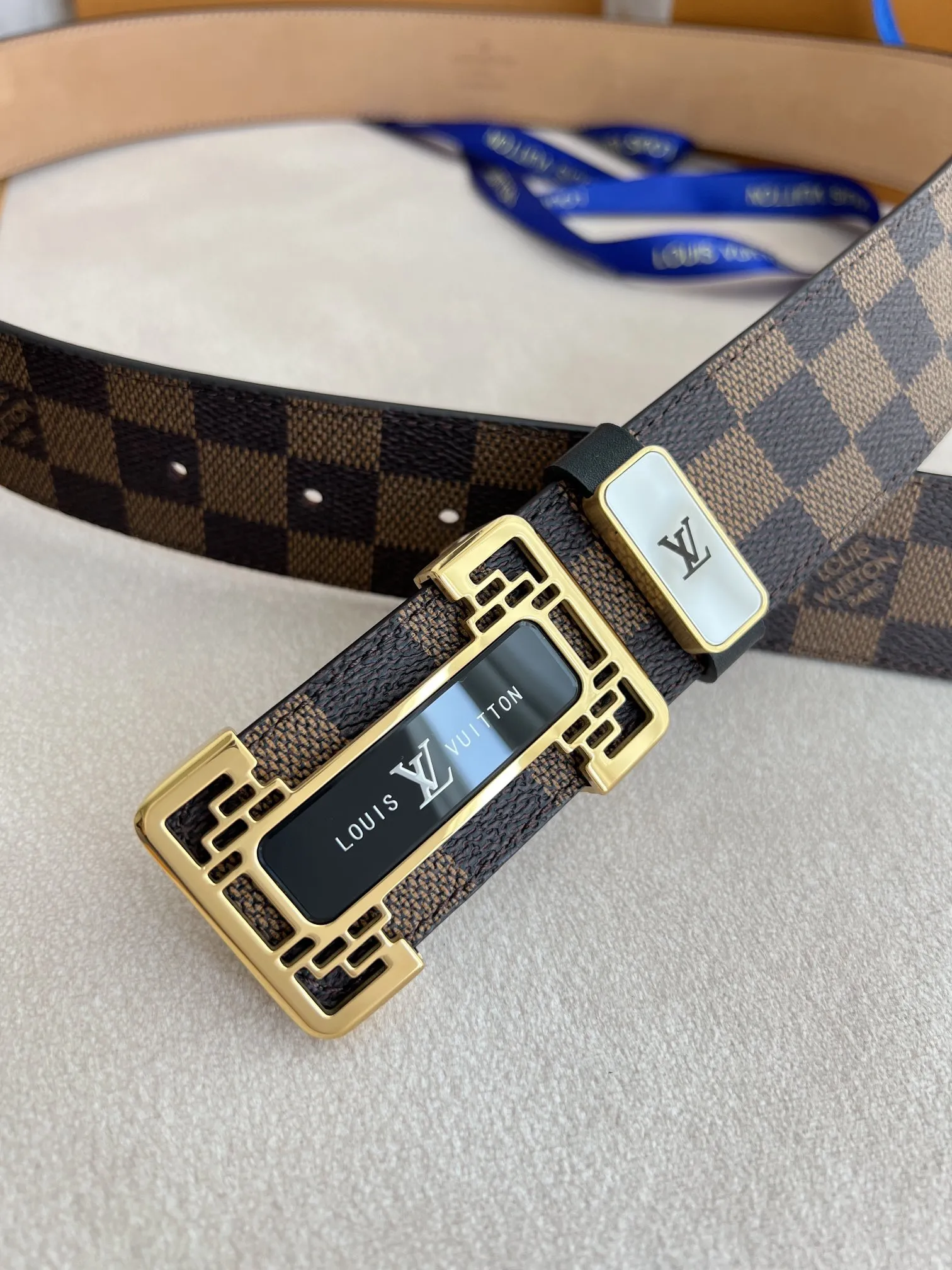 【 LOUIS VUITTON】(ルイヴィトン) 3.8cmベルト メンズ