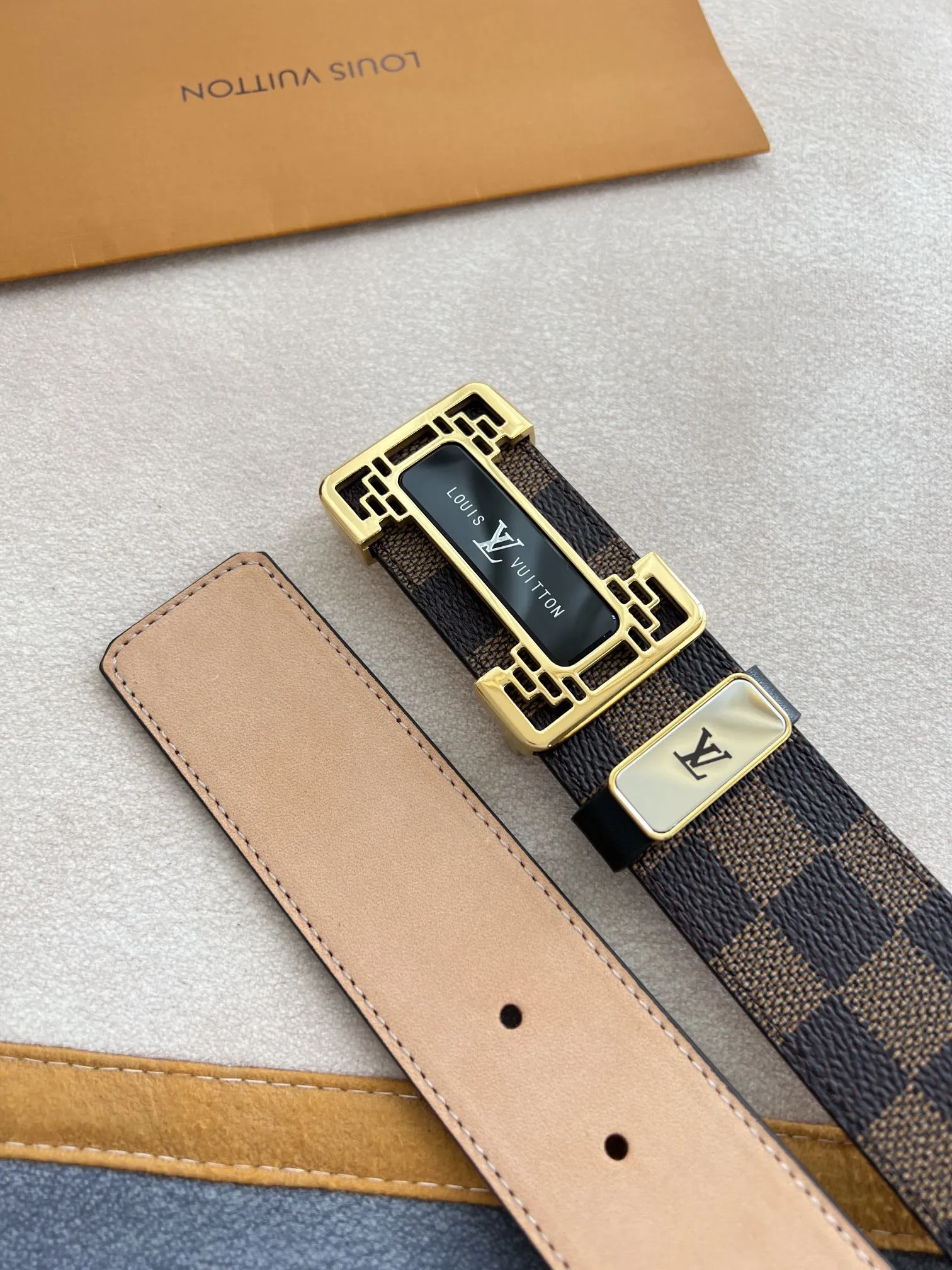 【 LOUIS VUITTON】(ルイヴィトン) 3.8cmベルト メンズ