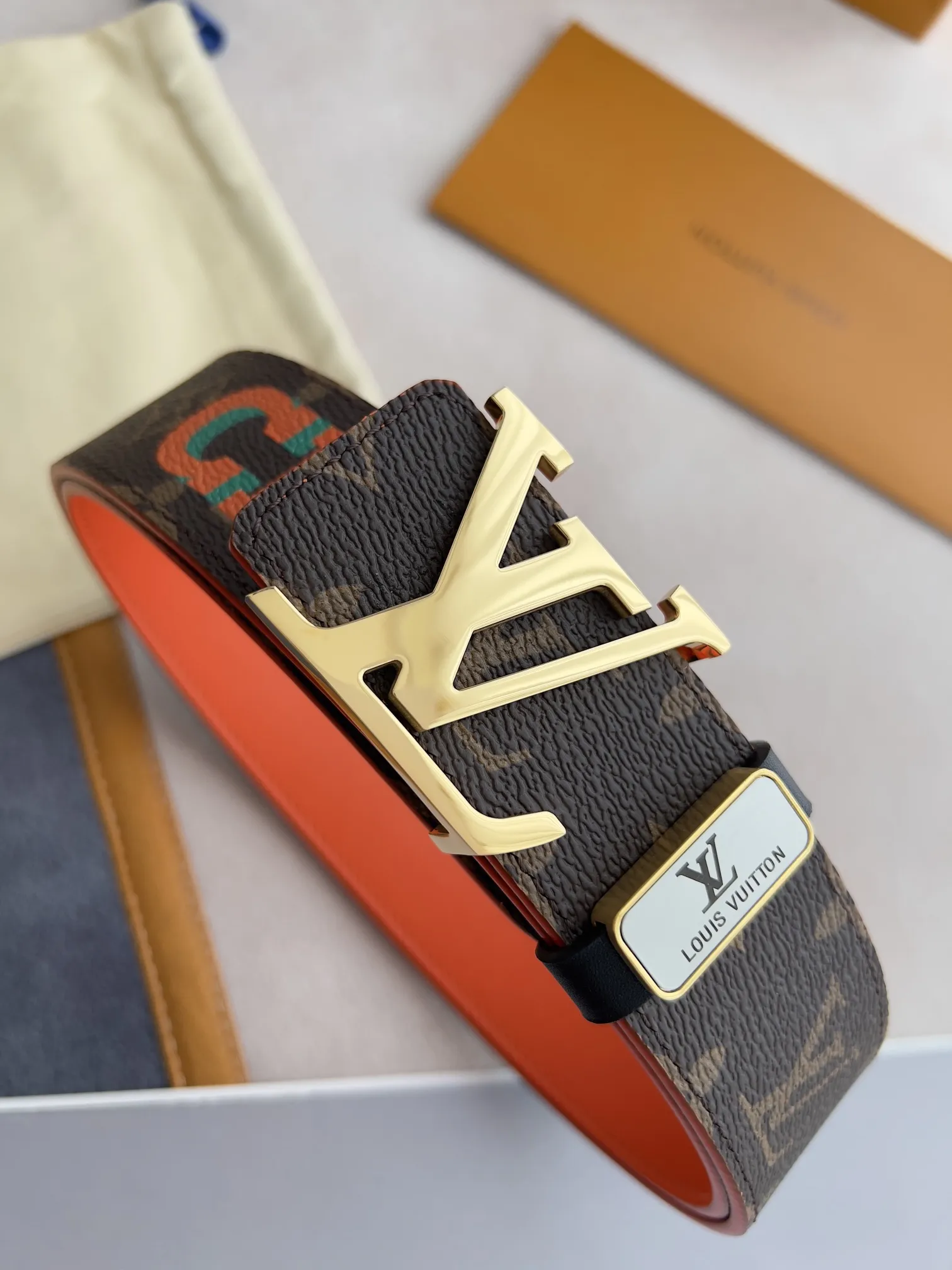 【 LOUIS VUITTON】(ルイヴィトン) 3.8cmベルト メンズ