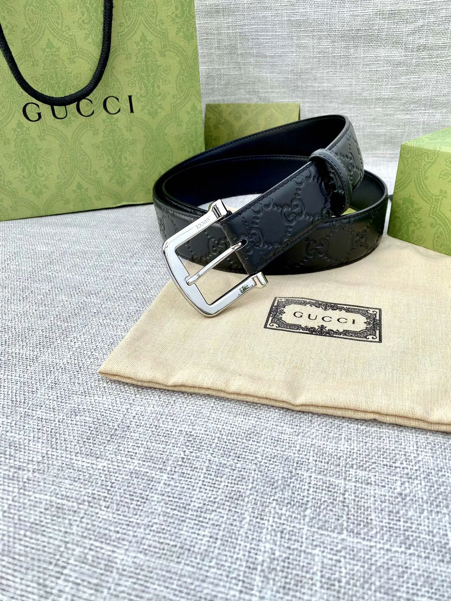 【GUCCI】(クッチ) 4cmベルト メンズ