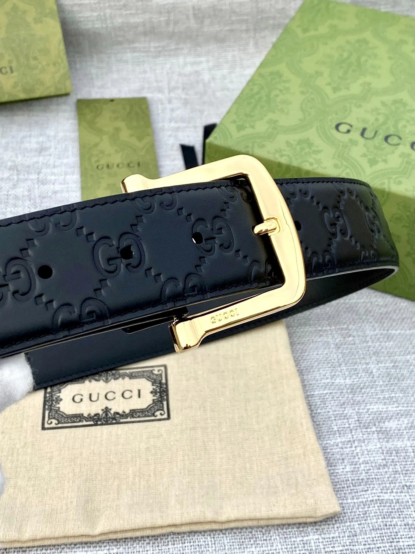 【GUCCI】(クッチ) 4cmベルト メンズ