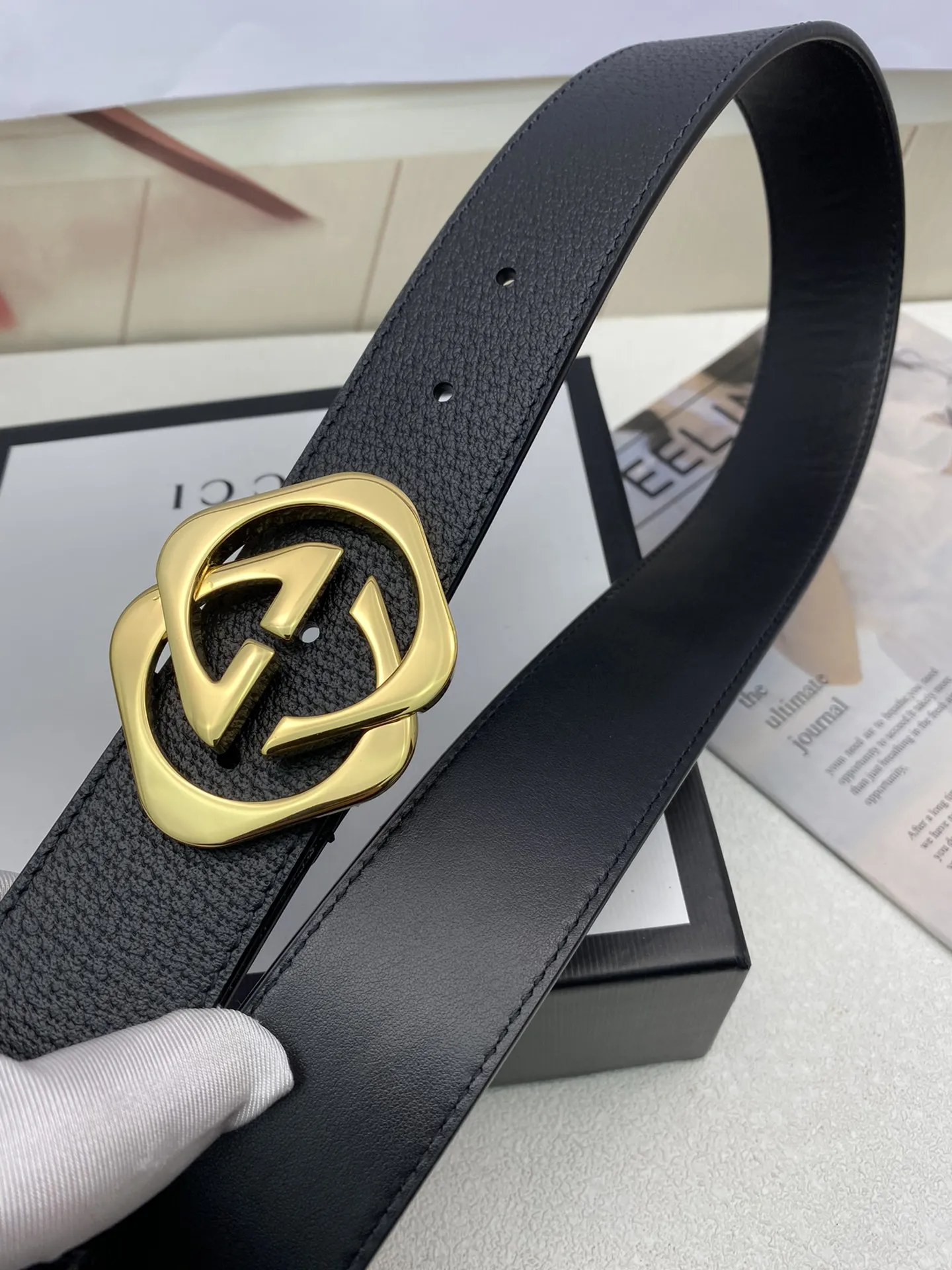 【GUCCI】(クッチ) 3.8cm   ベルト メンズ