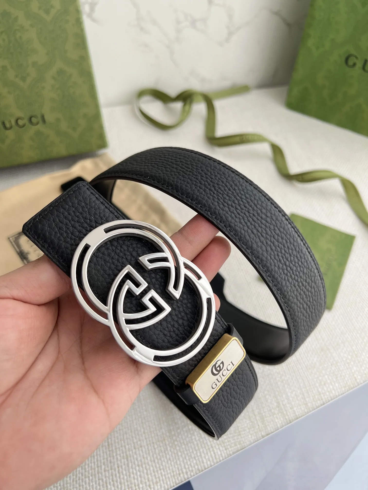 【GUCCI】(クッチ) 3.8cm   ベルト メンズ