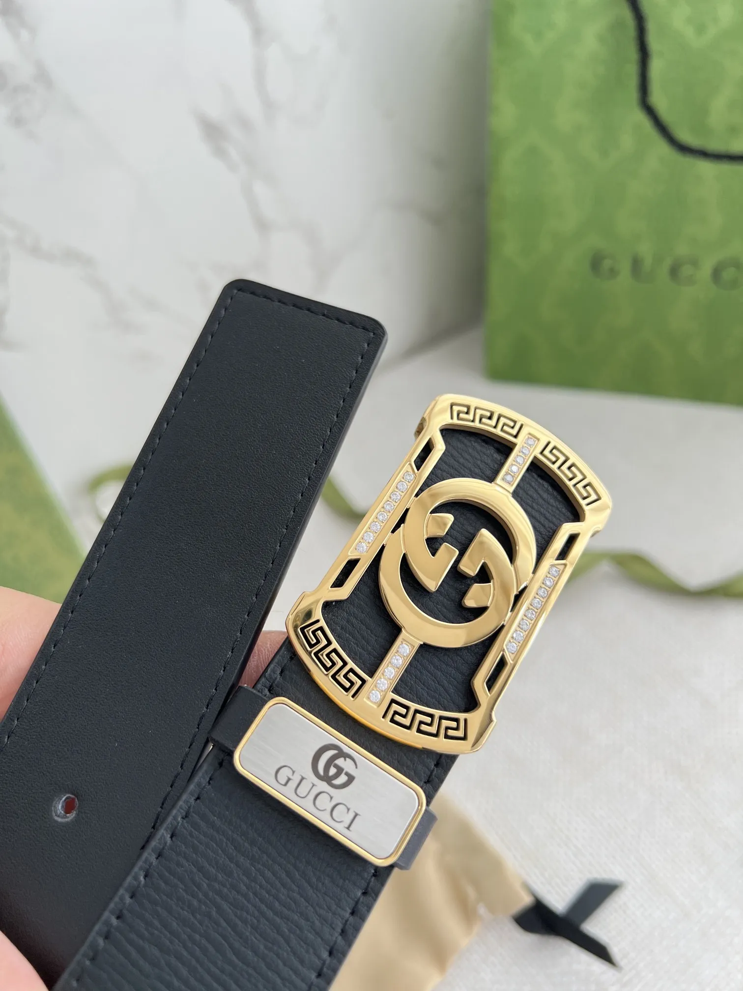 【GUCCI】(クッチ) 3.8cm   ベルト メンズ