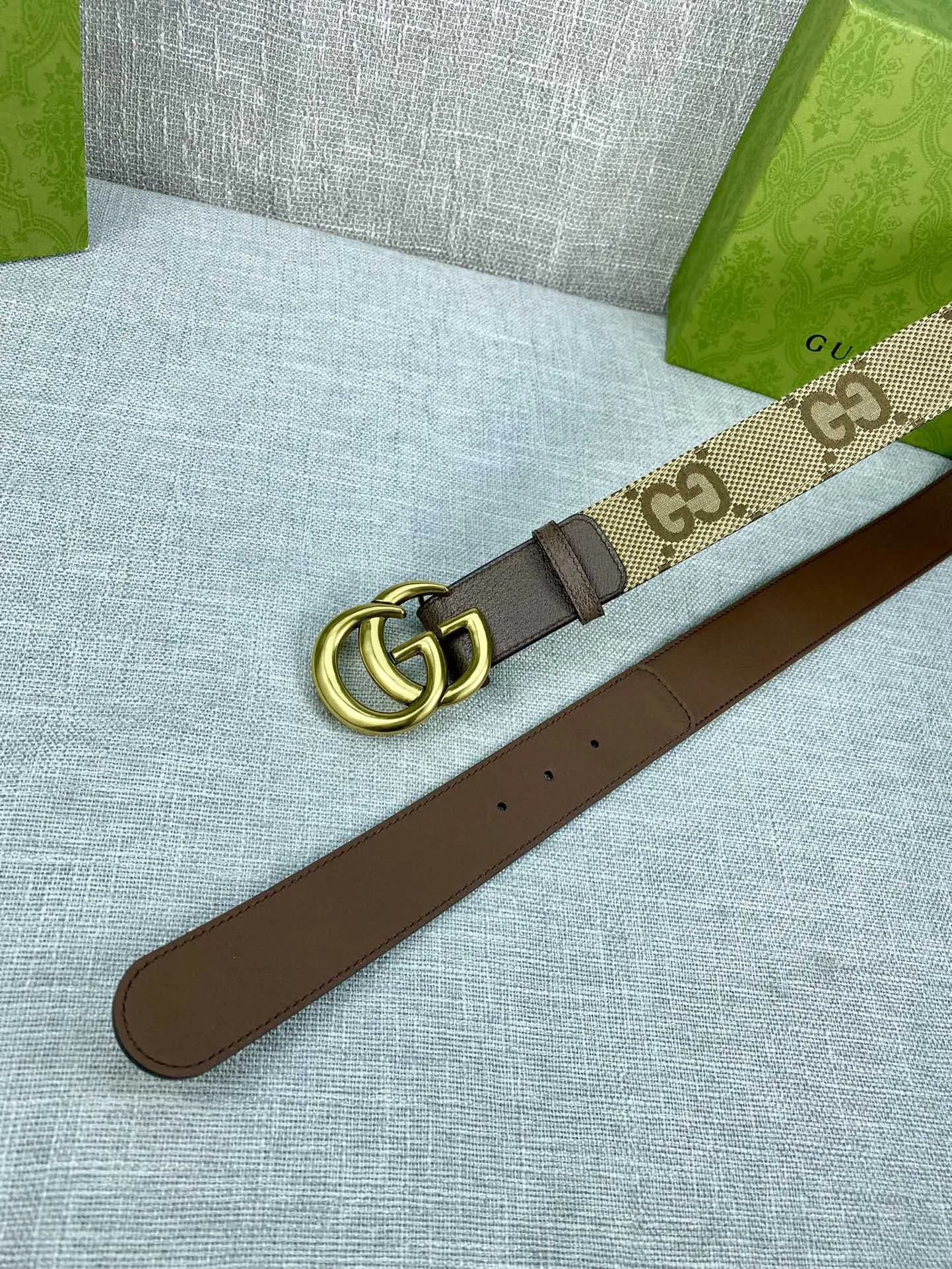 【GUCCI】(クッチ) 4.0cm   ベルト メンズ