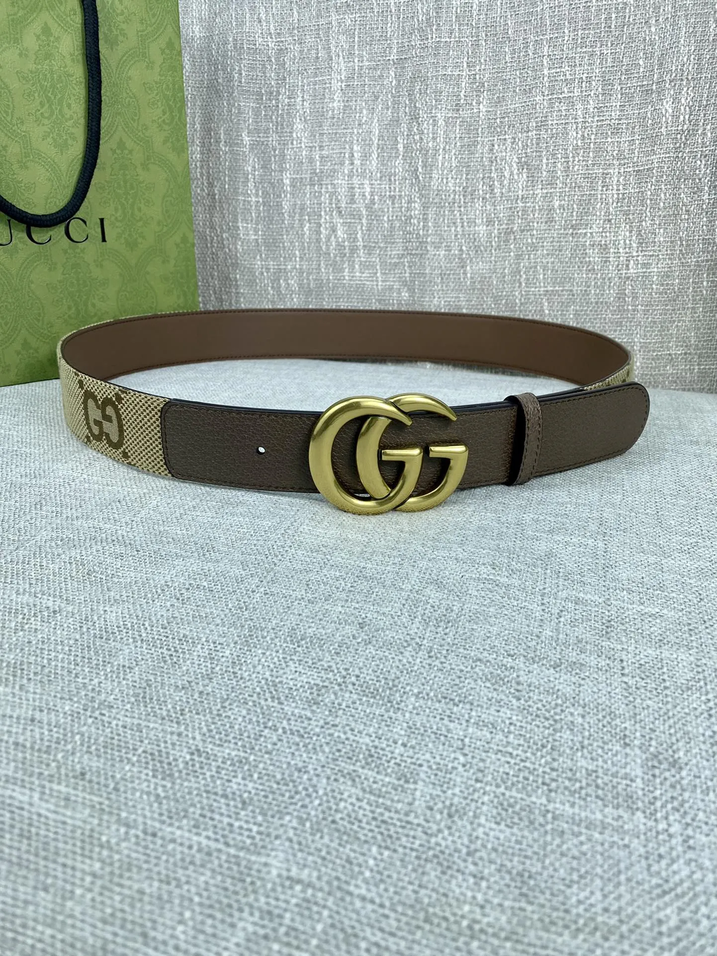 【GUCCI】(クッチ) 4.0cm   ベルト メンズ