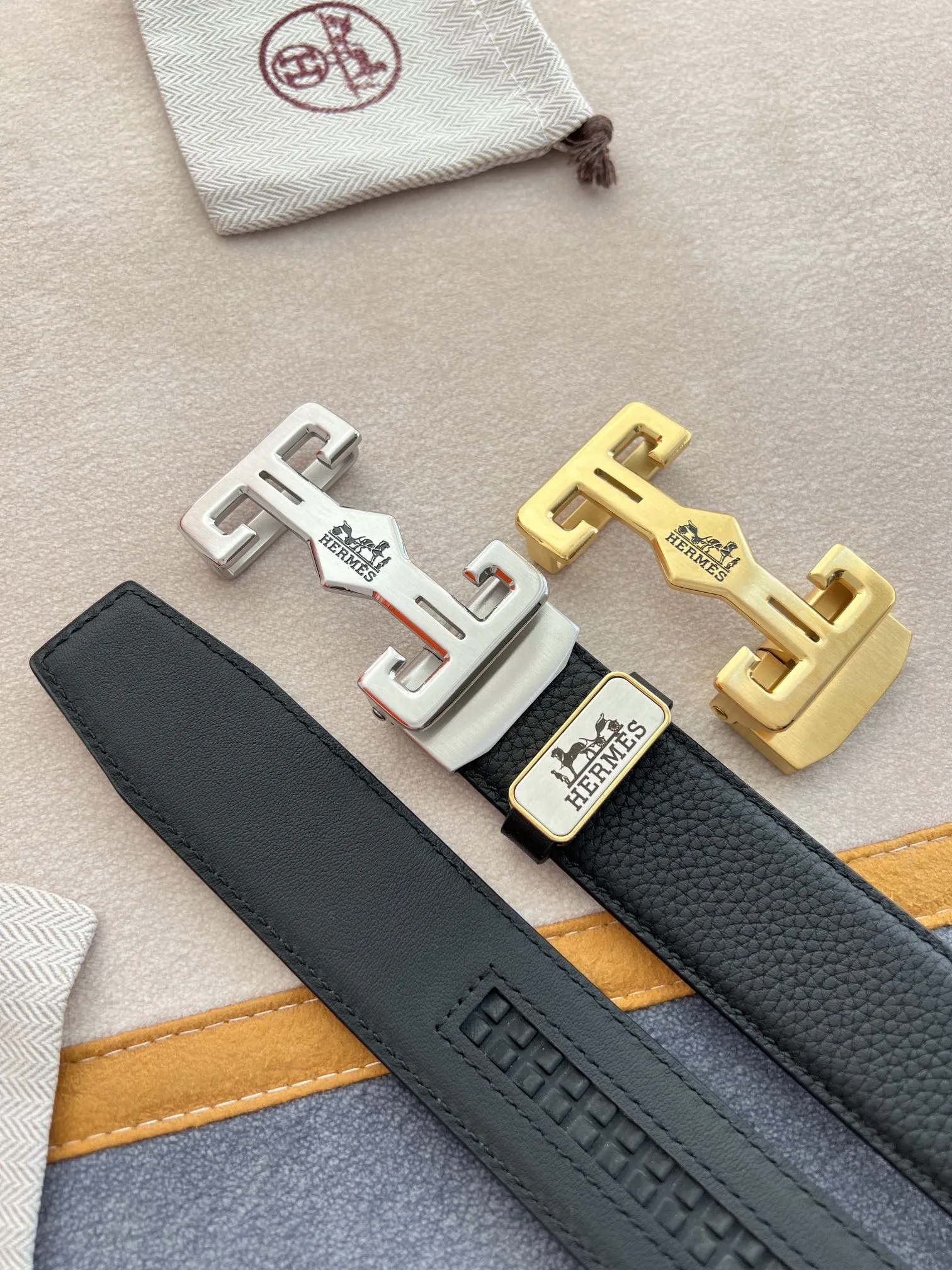 【HERMES】(エルメス) 3.5CM ベルト メンズ