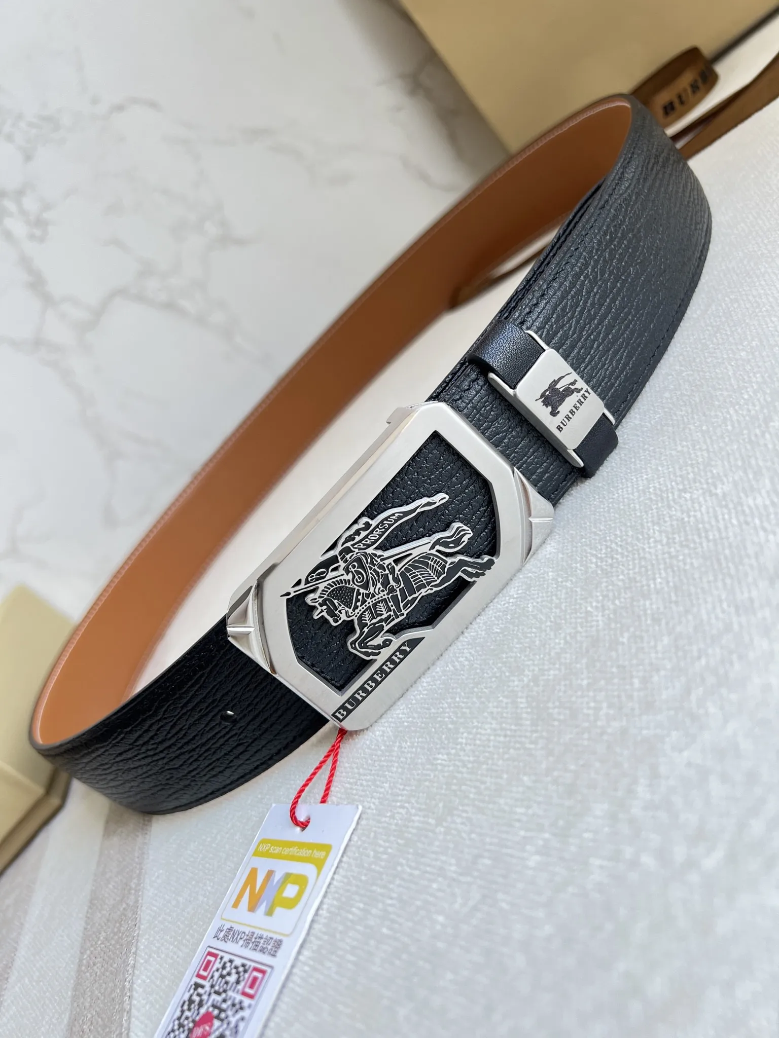 【BURBERRY 】(バーバリー) 3.8cmベルト メンズ 240904