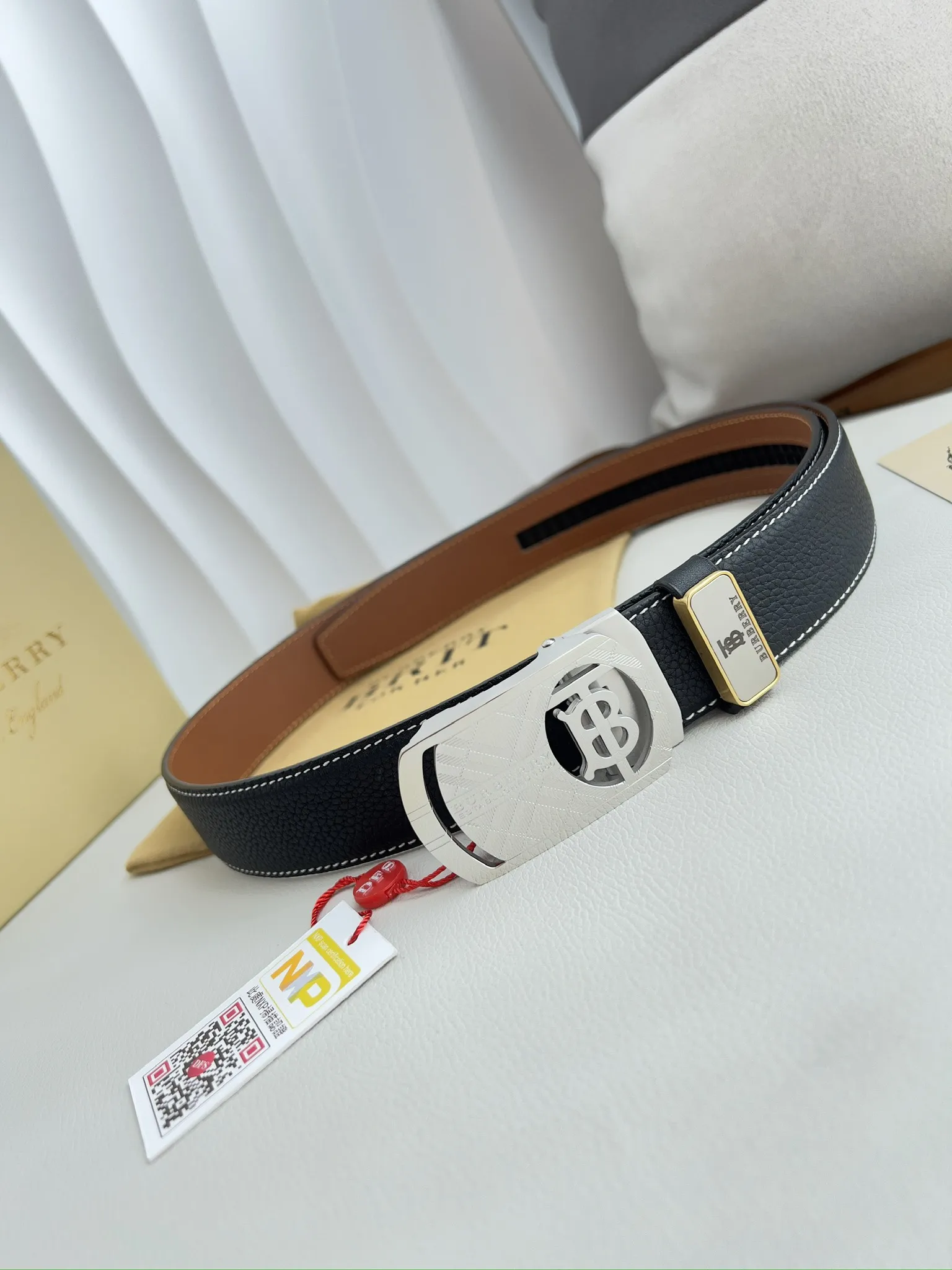 【BURBERRY 】(バーバリー) 3.5cmベルト メンズ 240904