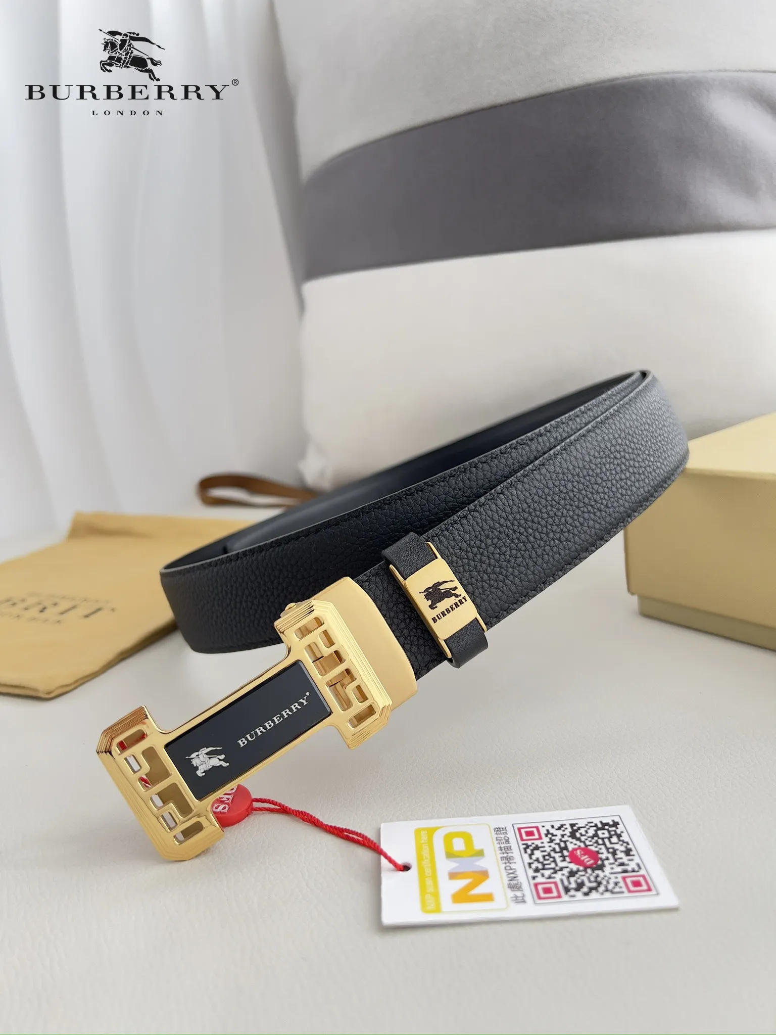 【BURBERRY 】(バーバリー) 3.5cmベルト メンズ 240904