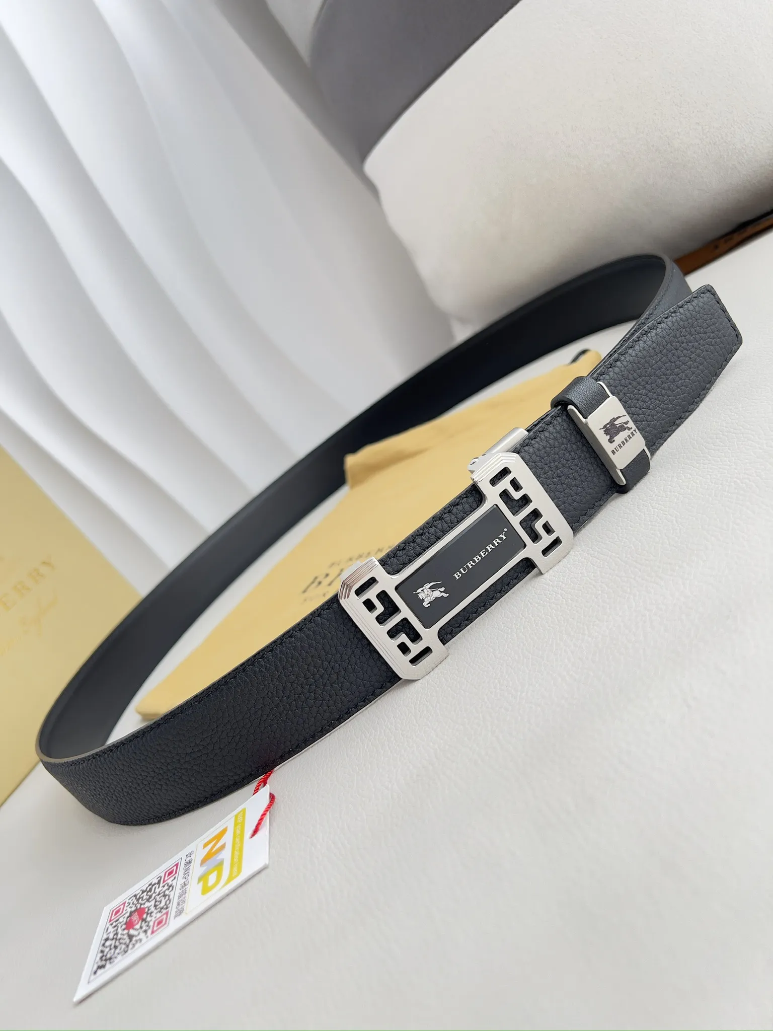 【BURBERRY 】(バーバリー) 3.5cmベルト メンズ 240904