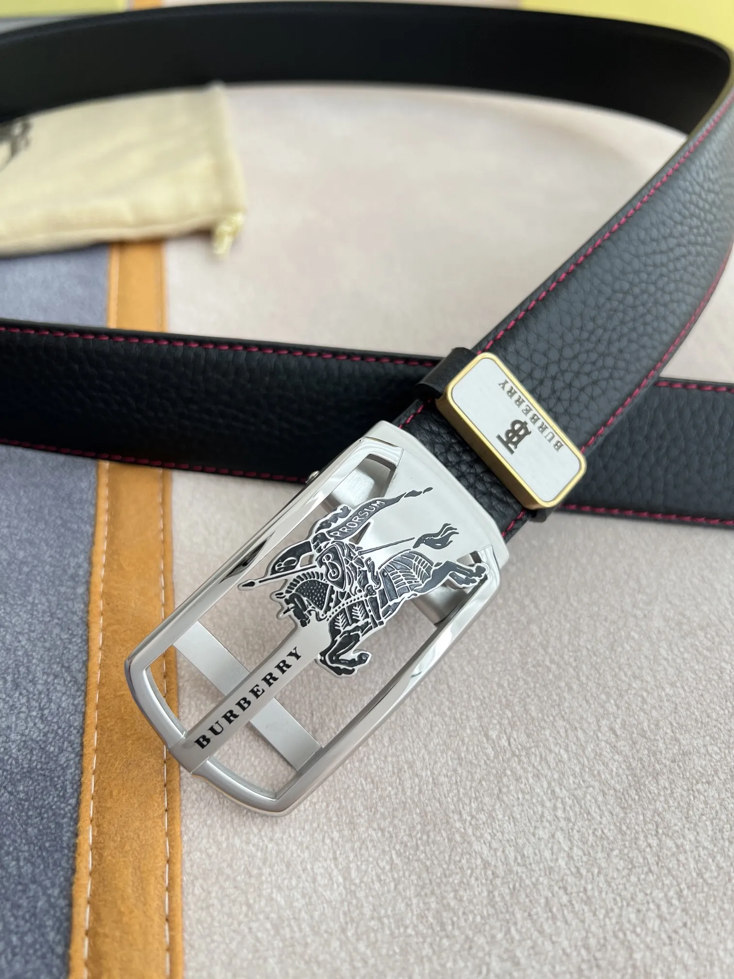 【BURBERRY 】(バーバリー) 3.5cmベルト メンズ 240904