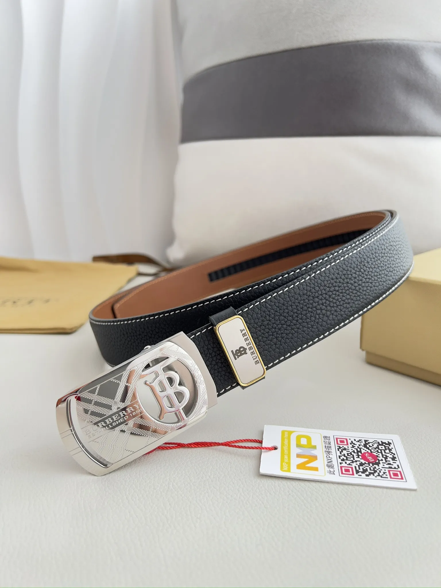 【BURBERRY】(バーバリー) 3.5cmベルト メンズ