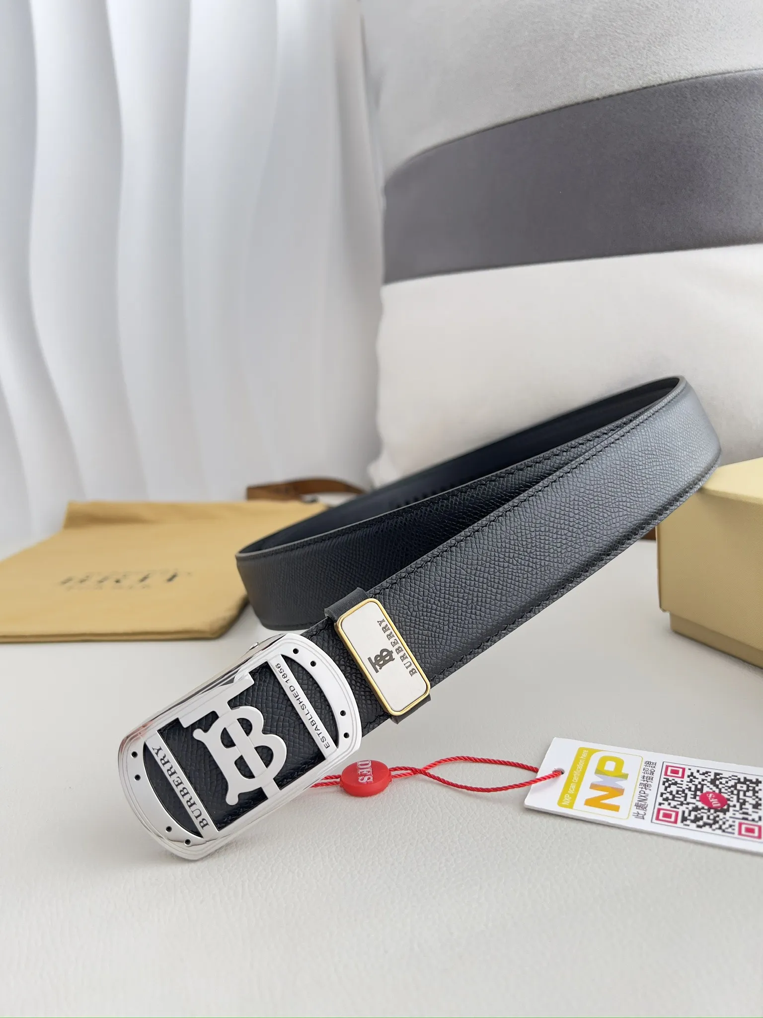 【BURBERRY】(バーバリー) 3.5cmベルト メンズ