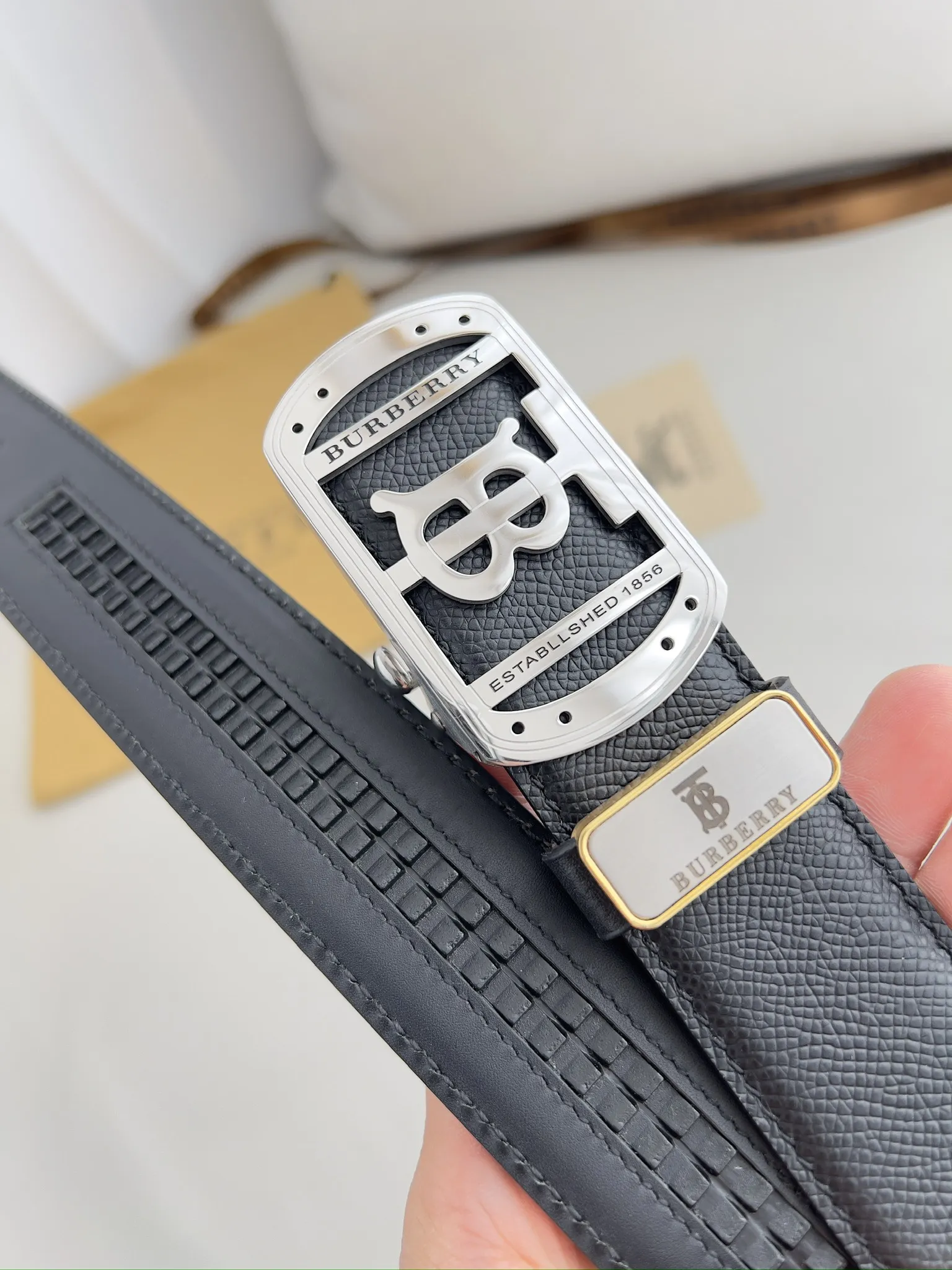 【BURBERRY】(バーバリー) 3.5cmベルト メンズ
