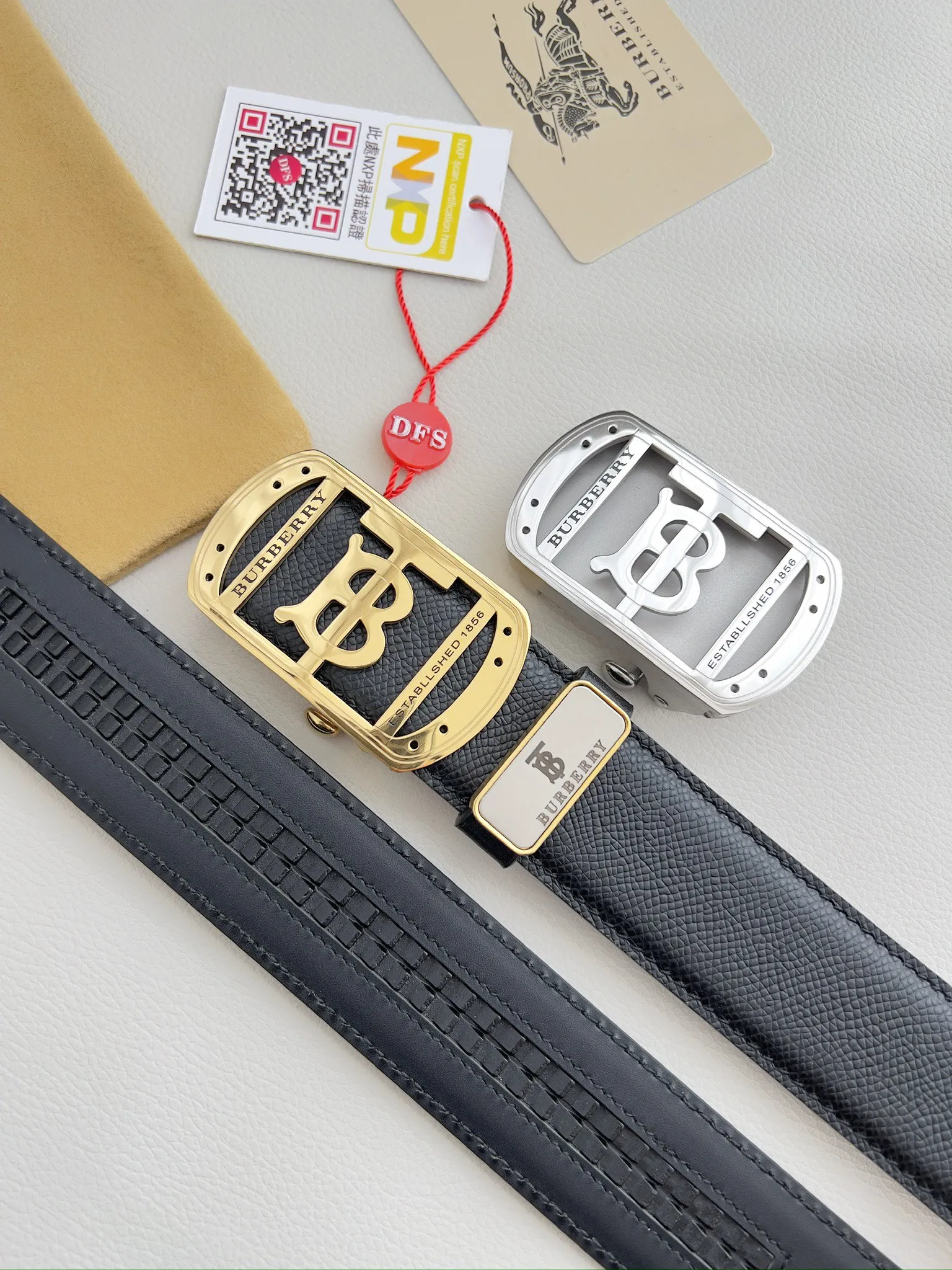 【BURBERRY】(バーバリー) 3.5cmベルト メンズ