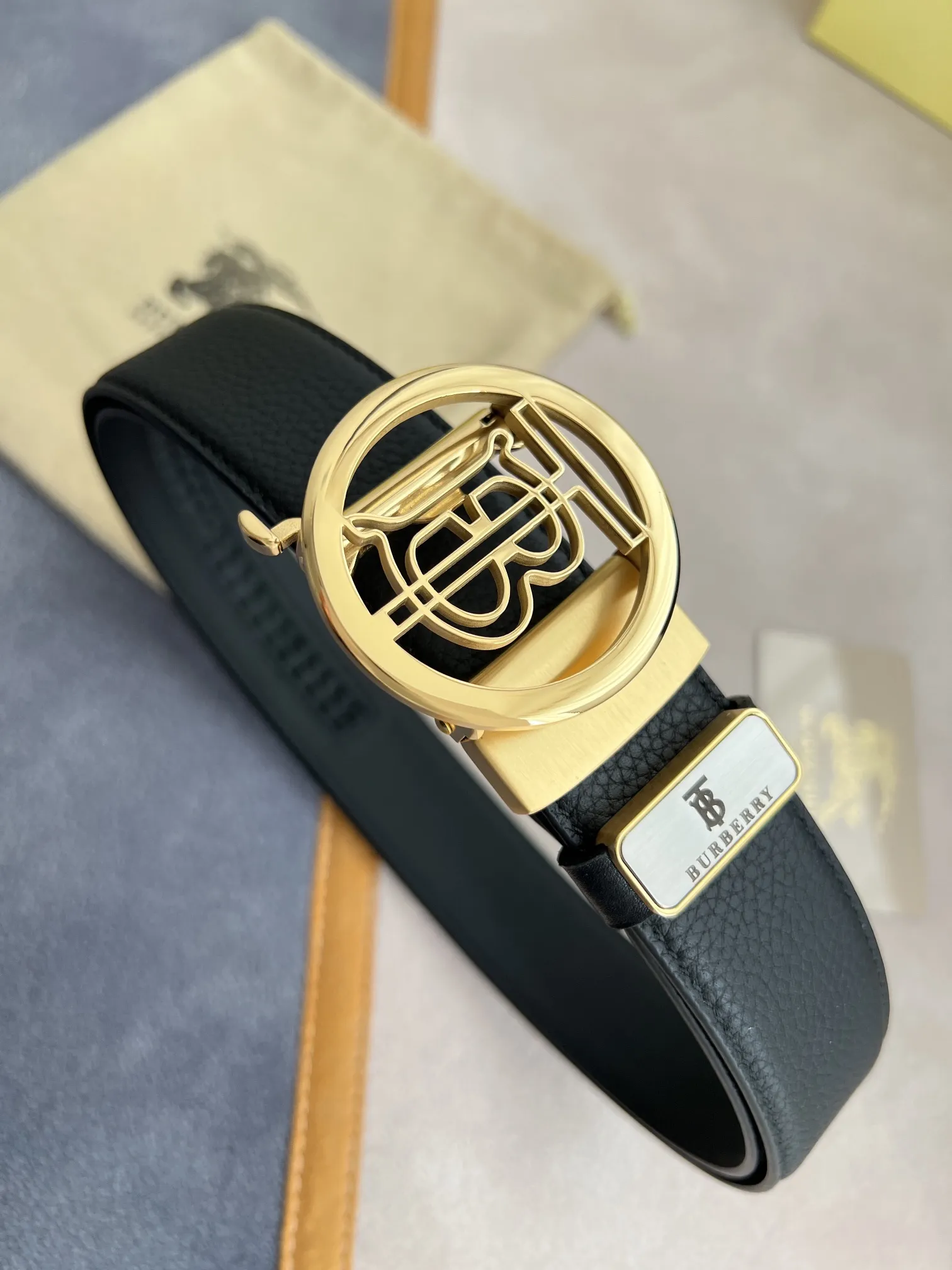 【BURBERRY】(バーバリー) 3.5cm   ベルト メンズ