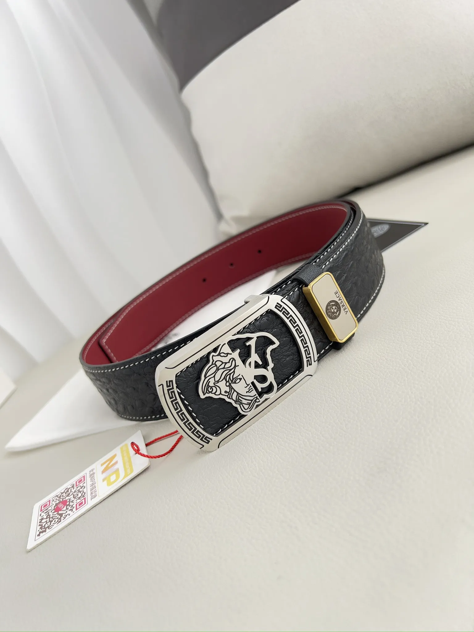 【VERSACE】(ヴェルサーチ) 3.8cmベルト メンズ 240903